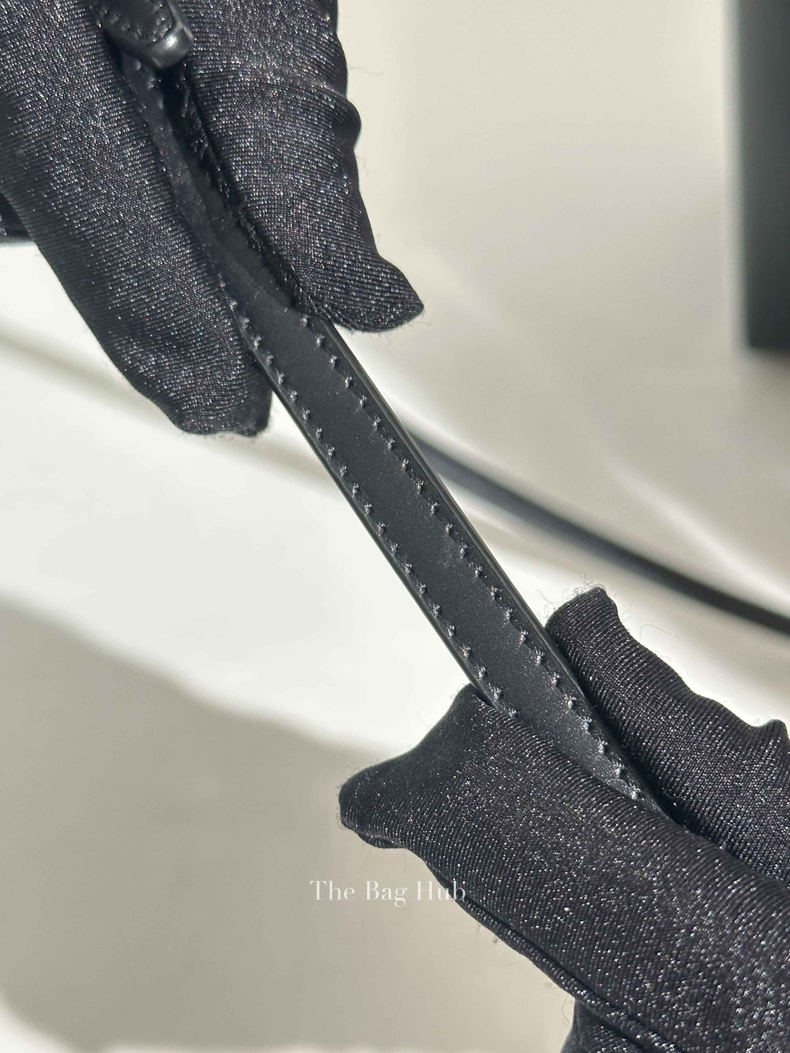 Saint Laurent Black Shiny Calfskin Le 37 Mini Bucket Bag