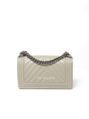 Chanel Khaki Green Chevron Leather Quilted Medium Boy Flap Bag