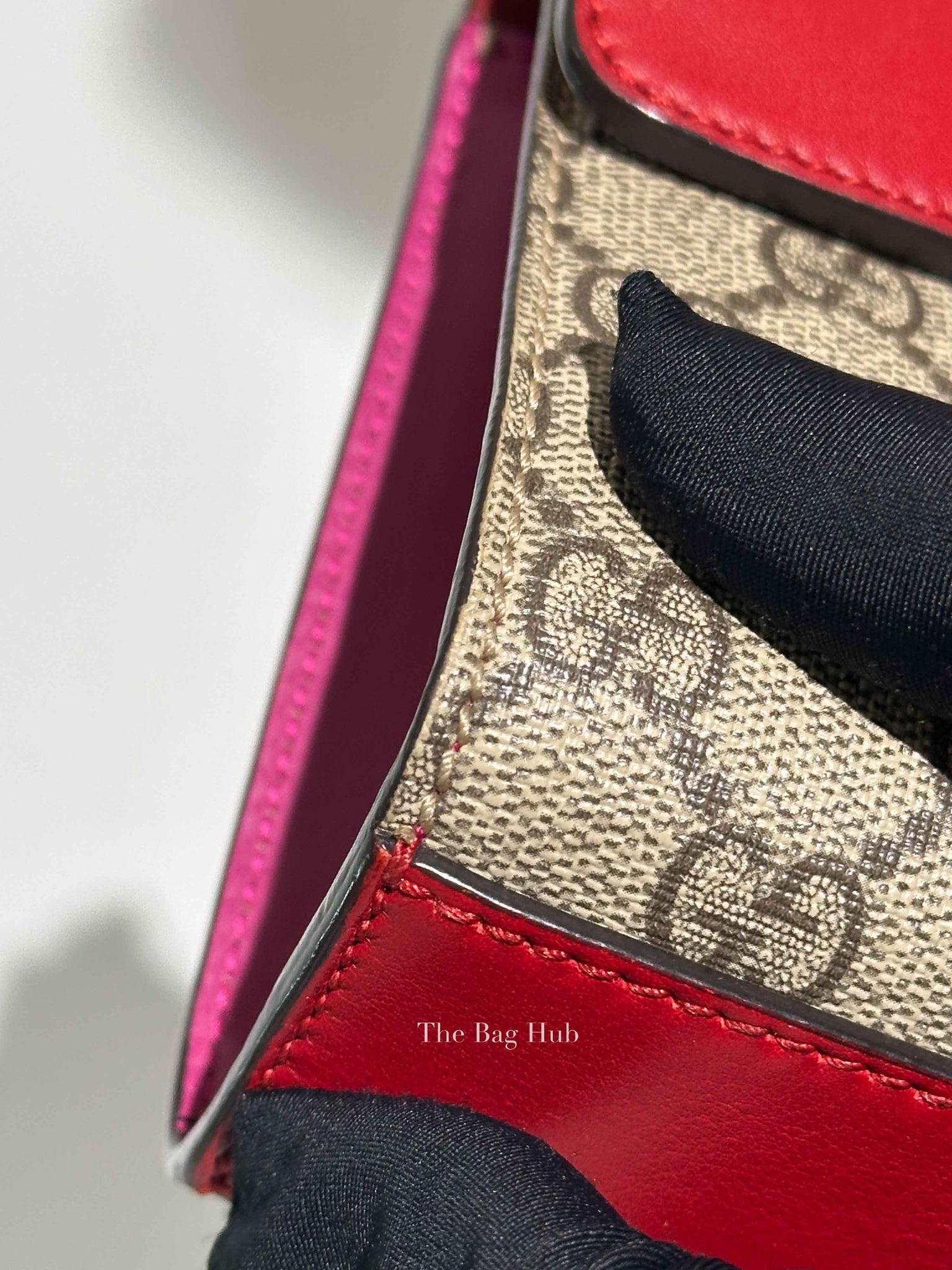Gucci Beige Hibiscus Red New Rosette GG Supreme Monogram Calfskin Small Padlock Shoulder Bag