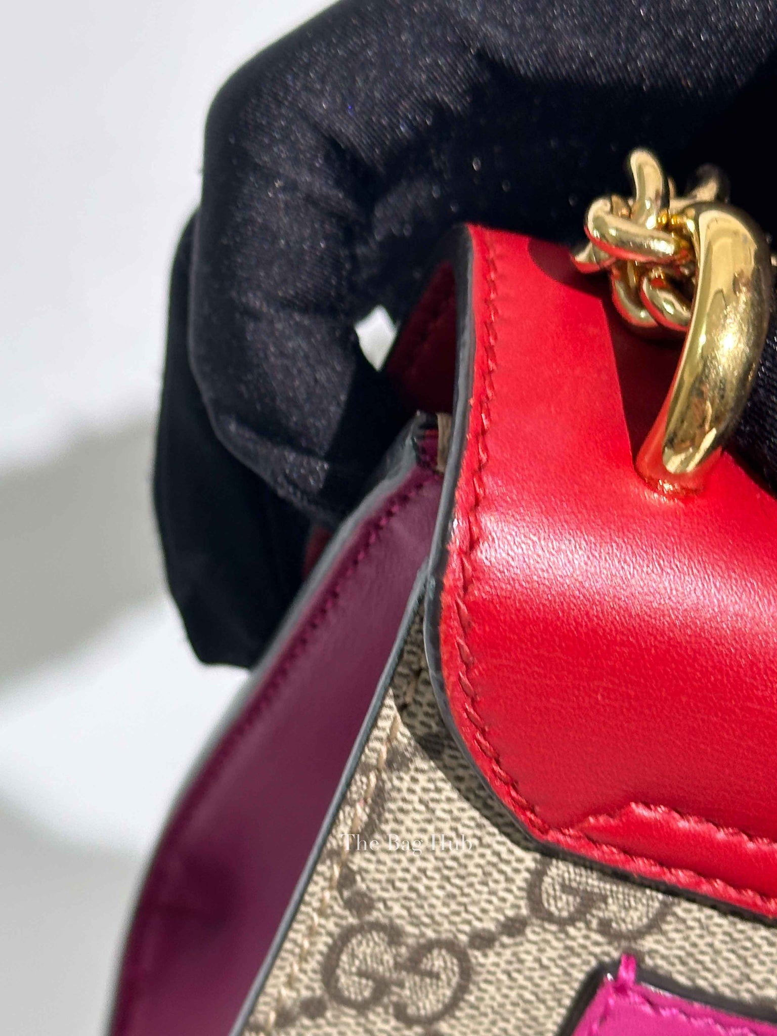 Gucci Beige Hibiscus Red New Rosette GG Supreme Monogram Calfskin Small Padlock Shoulder Bag