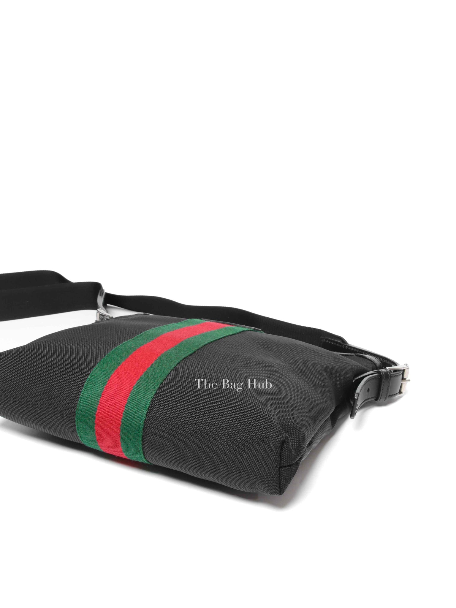 Gucci Black Techno Canvas Web Medium Messenger Bag