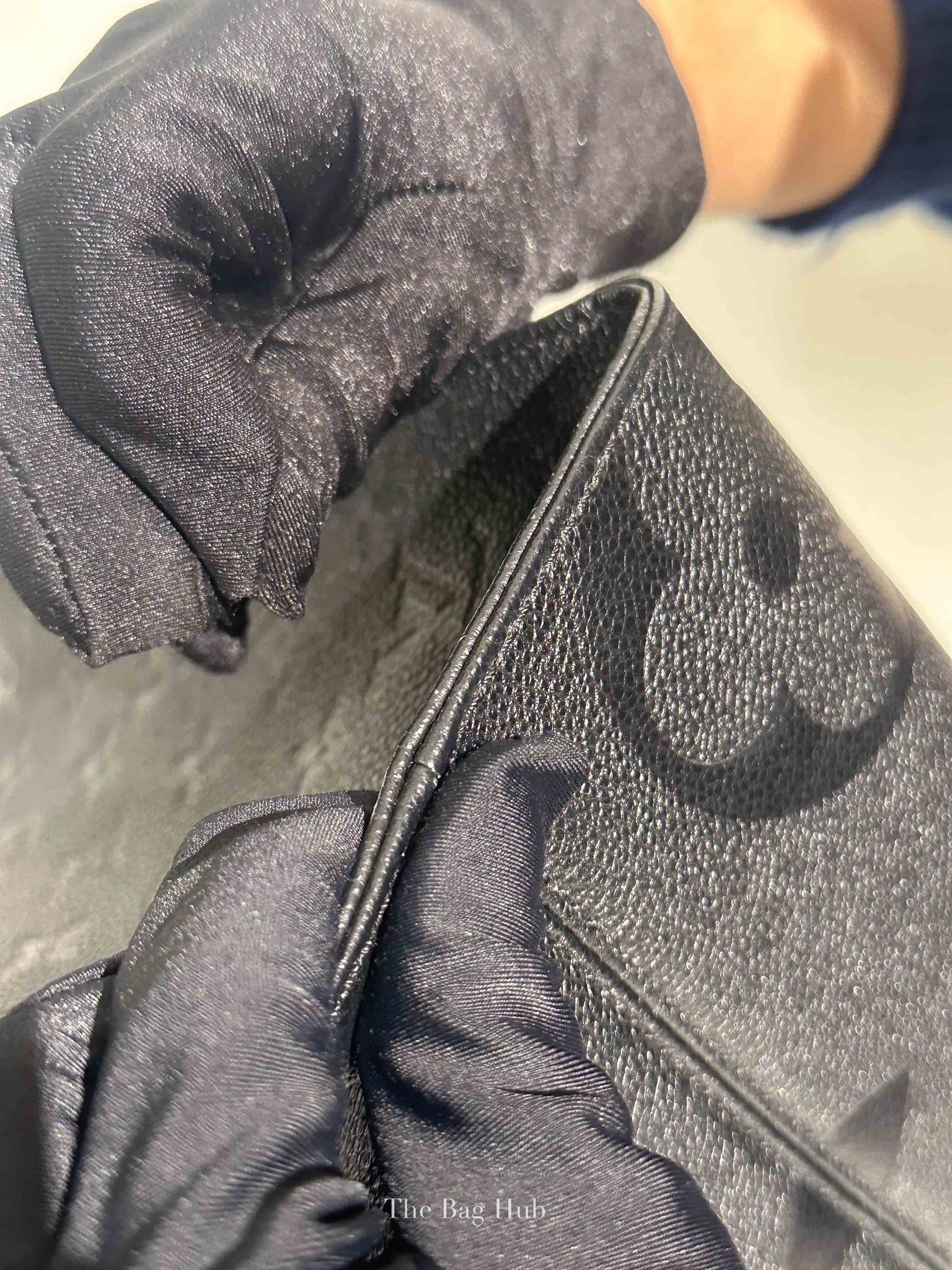 Louis Vuitton Black Leather Empreinte Monogram Giant OnTheGo MM Tote Bag