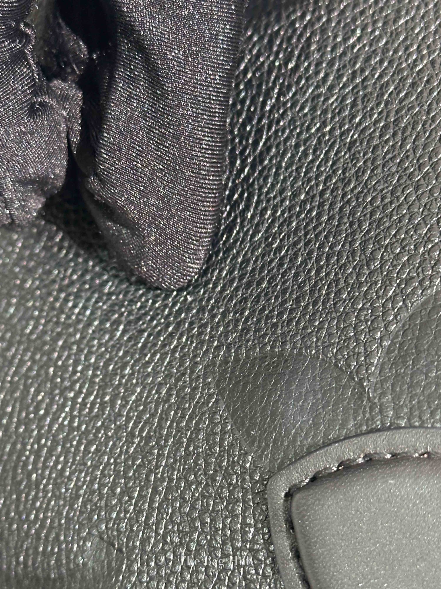 Louis Vuitton Black Leather Empreinte Monogram Giant OnTheGo MM Tote Bag