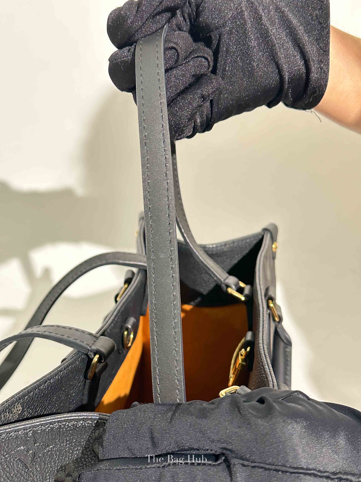 Louis Vuitton Black Leather Empreinte Monogram Giant OnTheGo MM Tote Bag