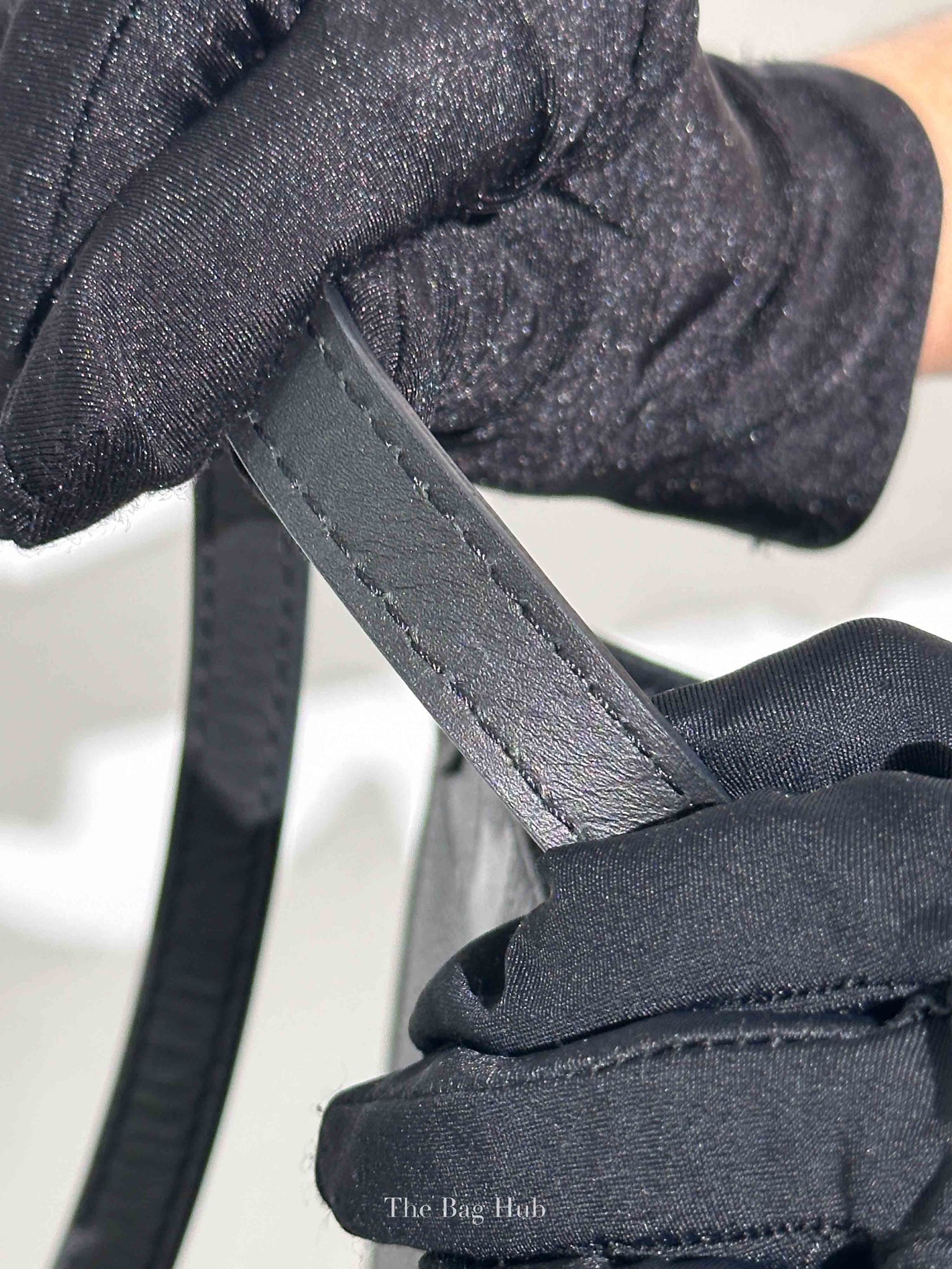 Louis Vuitton Black Leather Empreinte Monogram Giant OnTheGo MM Tote Bag