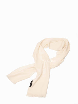 Gucci Ivory Wool GG Jacquard Knitted Scarf