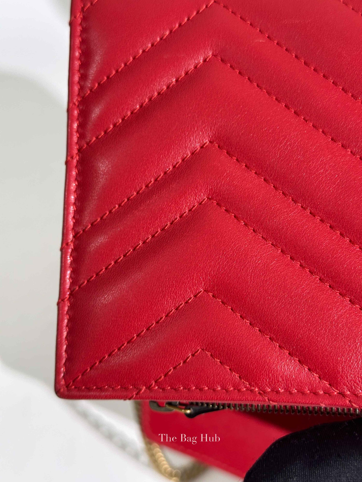 Gucci Red Matelasse Chevron GG Marmont Super Mini Bag