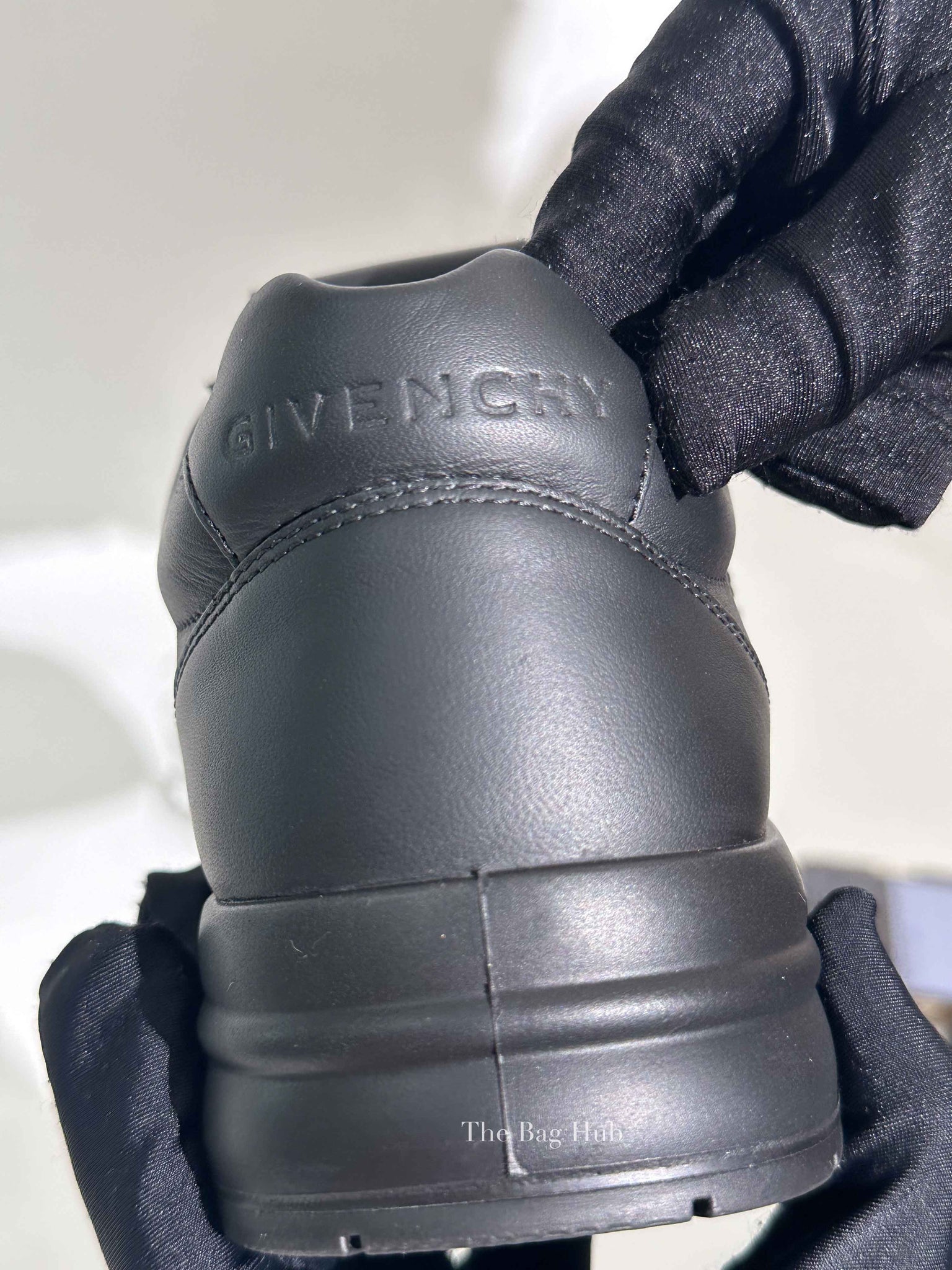 Givenchy Black Leather G4 Low Top Womens Sneakers Size 37