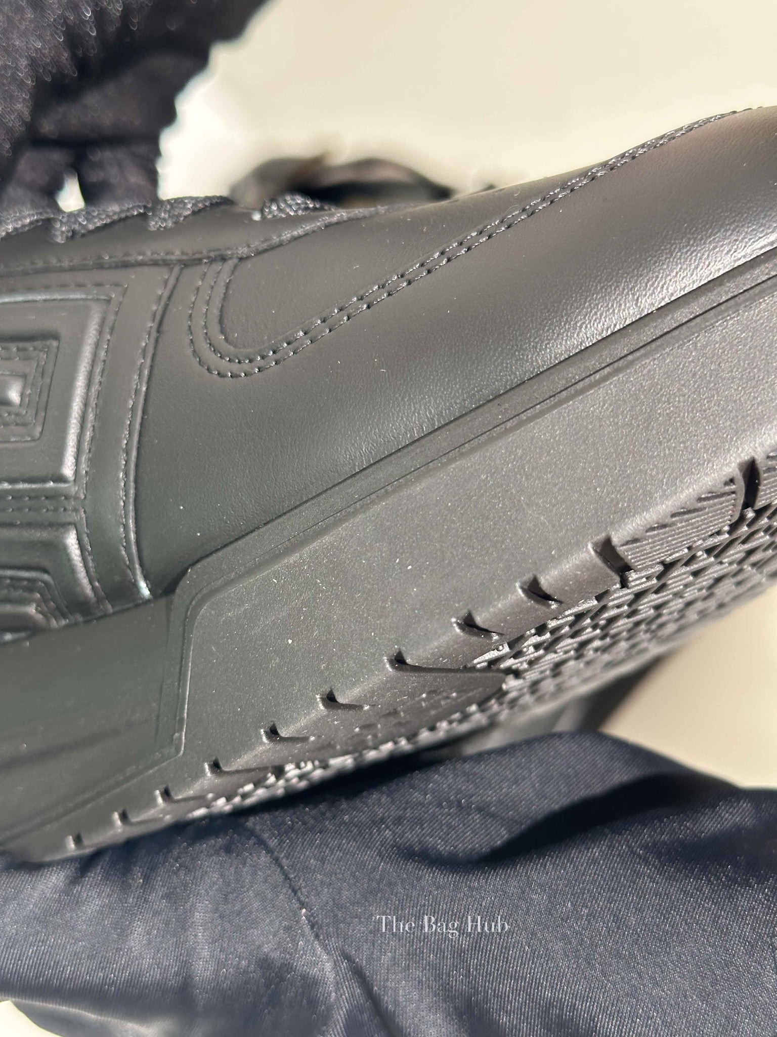 Givenchy Black Leather G4 Low Top Womens Sneakers Size 37