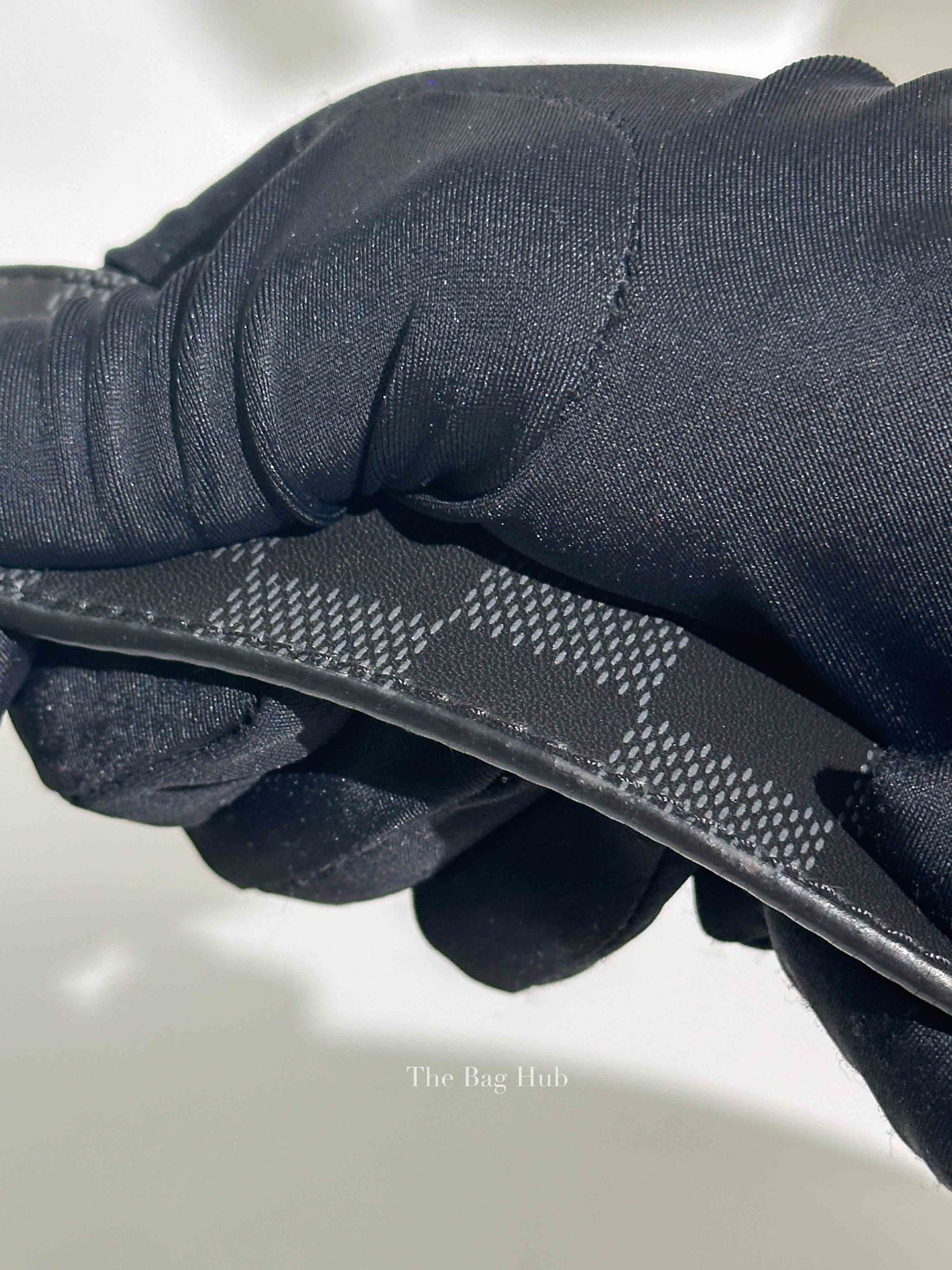 Louis Vuitton Damier Black Damier Infini Leather LV Initiales 40mm Reversible Belt