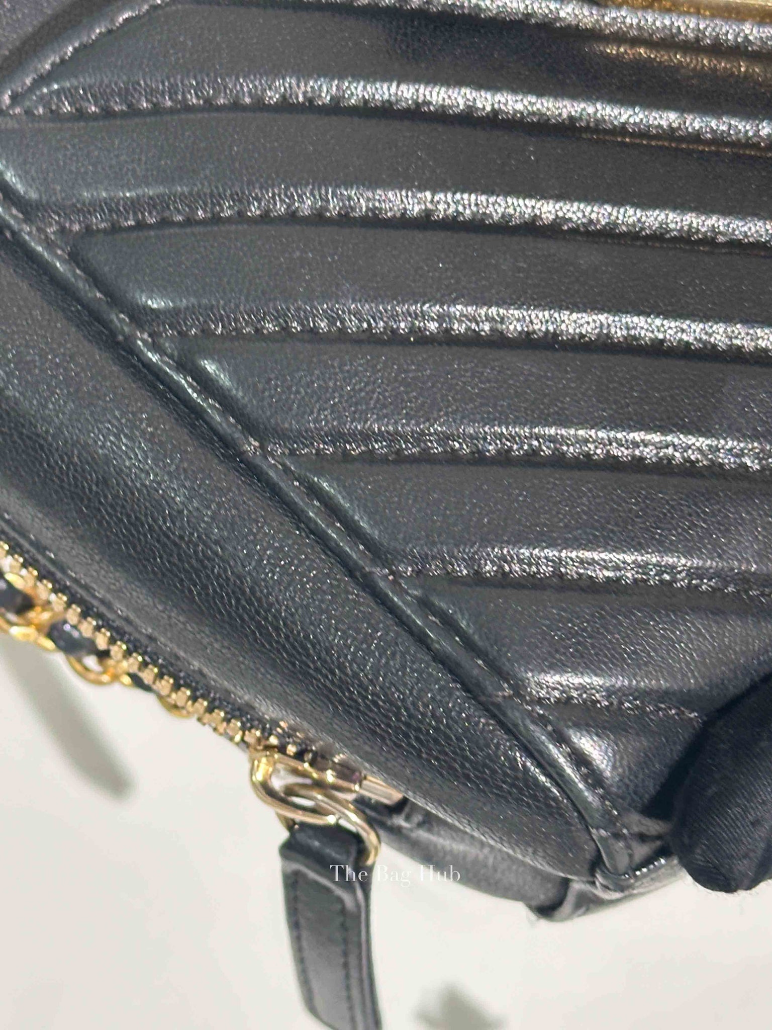Chanel Black Chevron Leather Bordeaux CC Flap Pocket Small Camera Bag