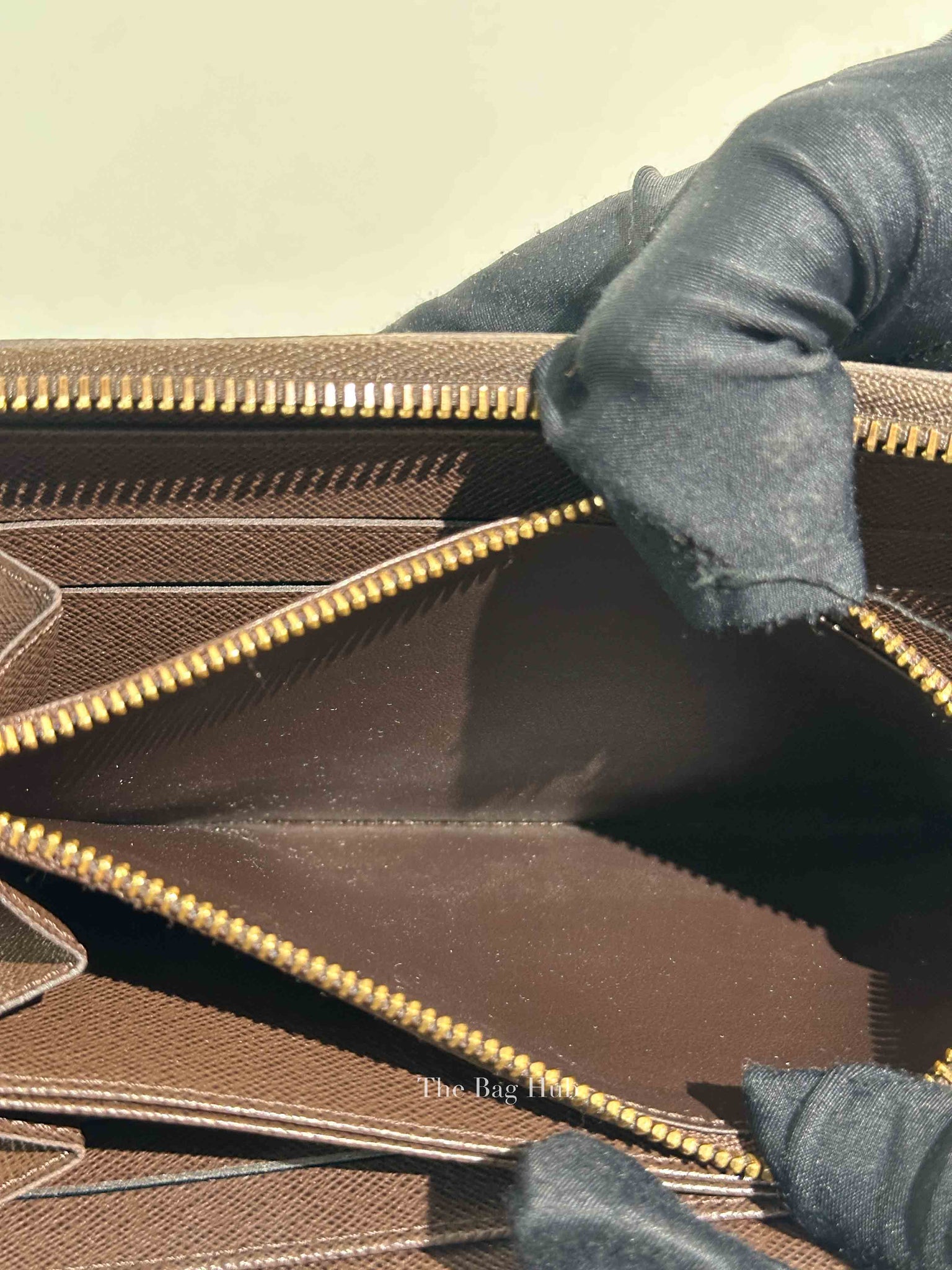 Louis Vuitton Damier Ebene Canvas Brown Zippy Wallet
