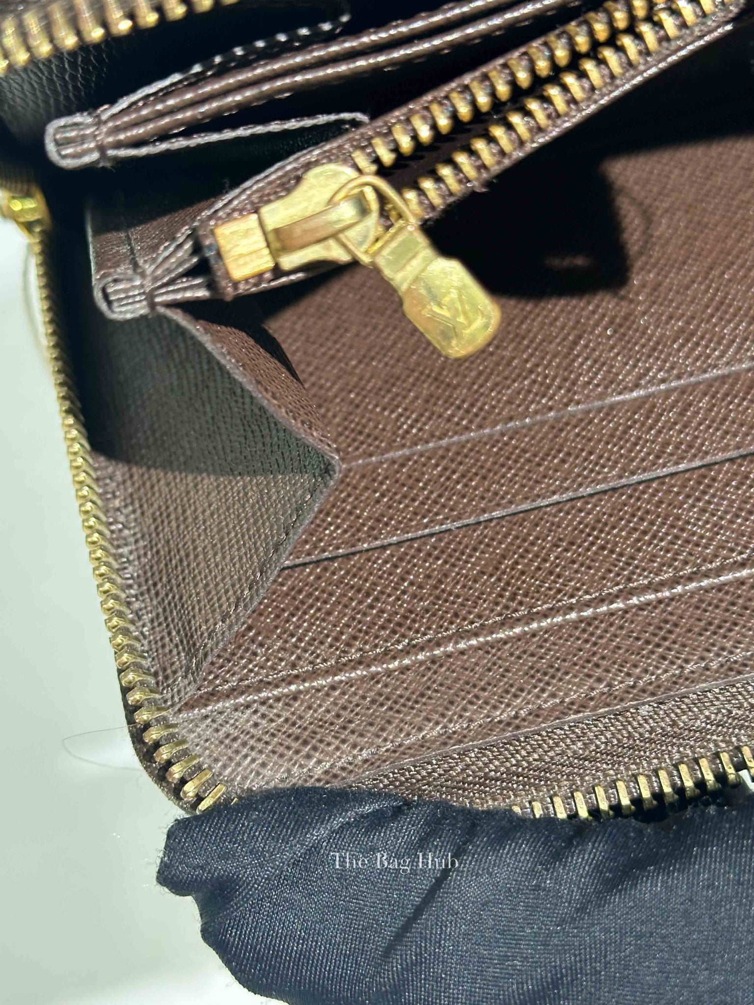 Louis Vuitton Damier Ebene Canvas Brown Zippy Wallet