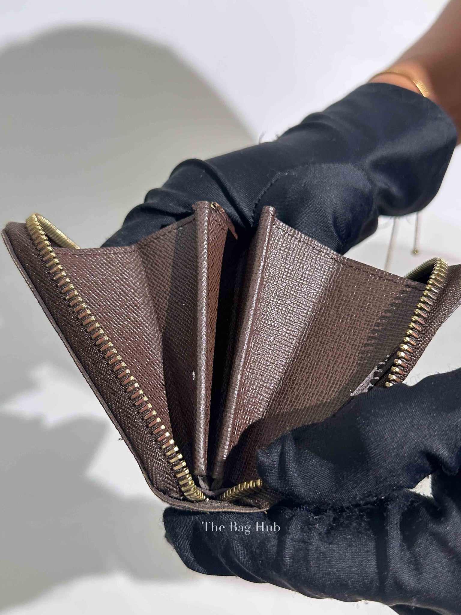 Louis Vuitton Damier Ebene Canvas Brown Zippy Wallet