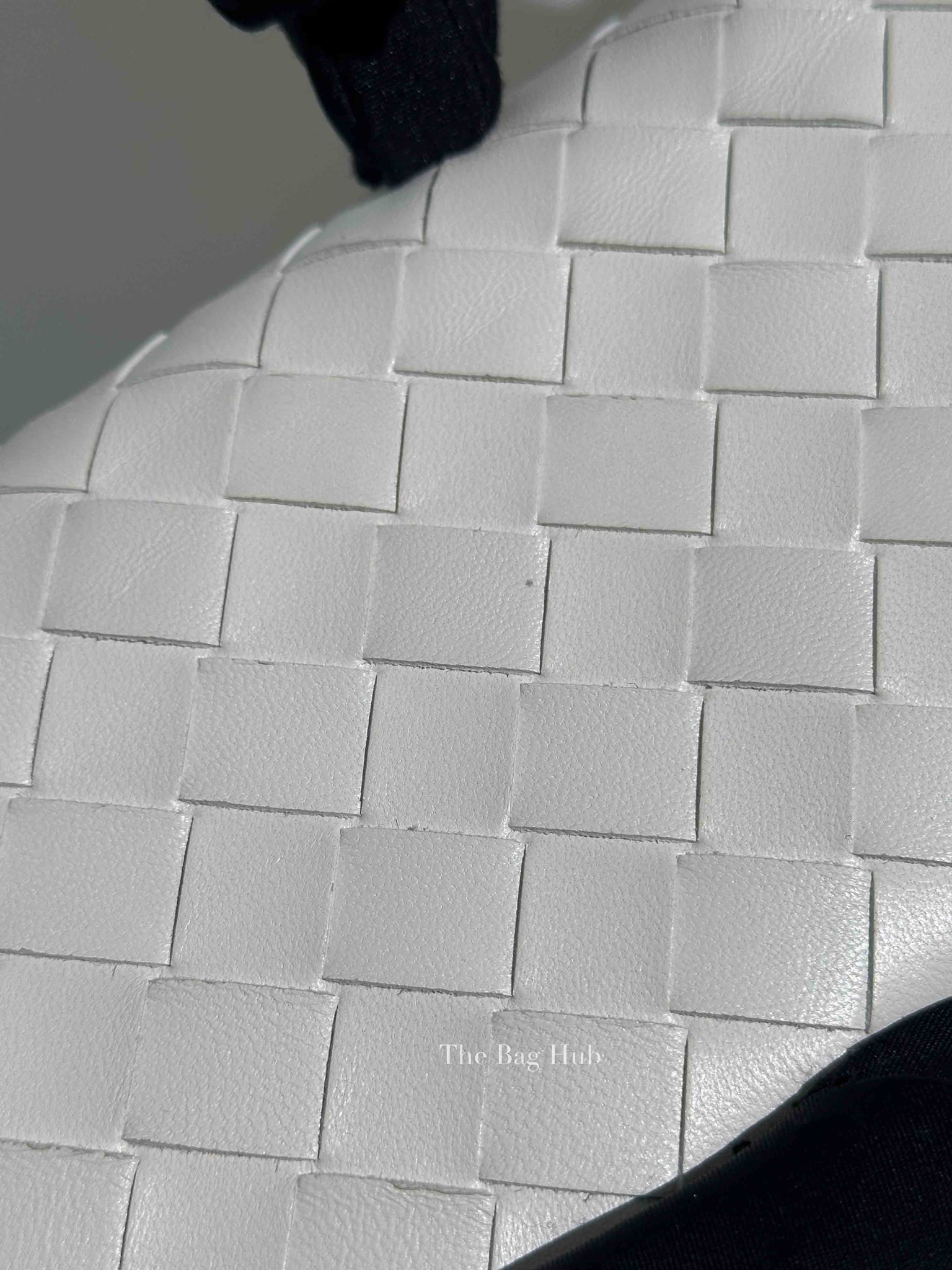 Bottega Veneta White Intrecciato Leather Mini Chain Bag