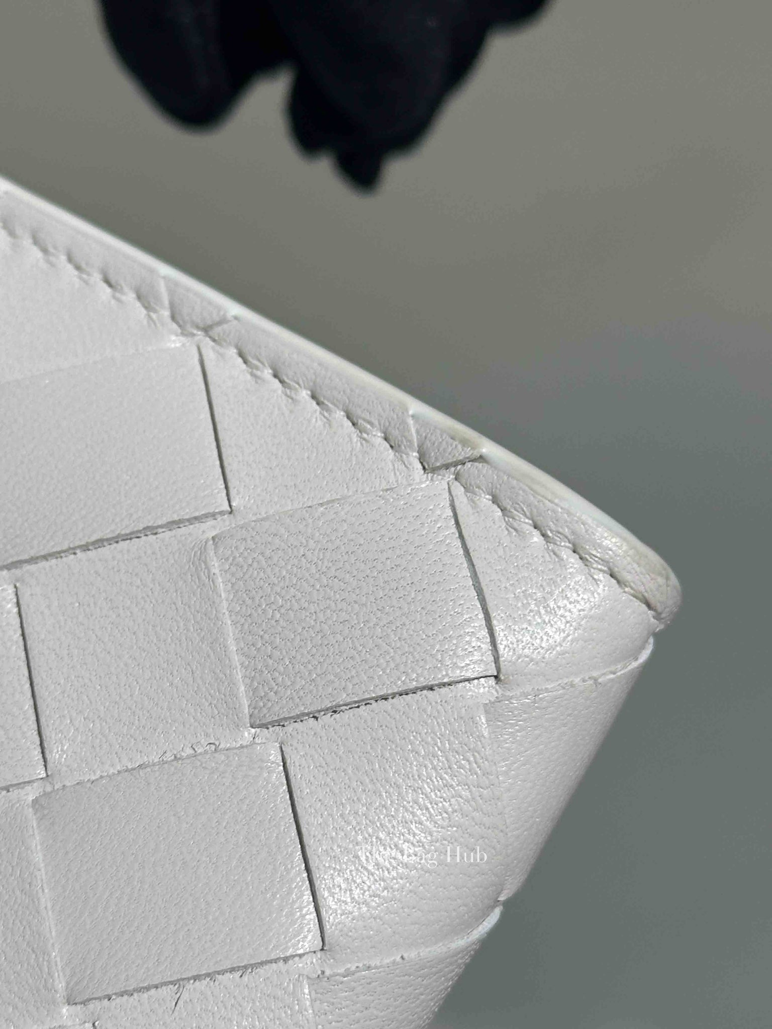 Bottega Veneta White Intrecciato Leather Mini Chain Bag