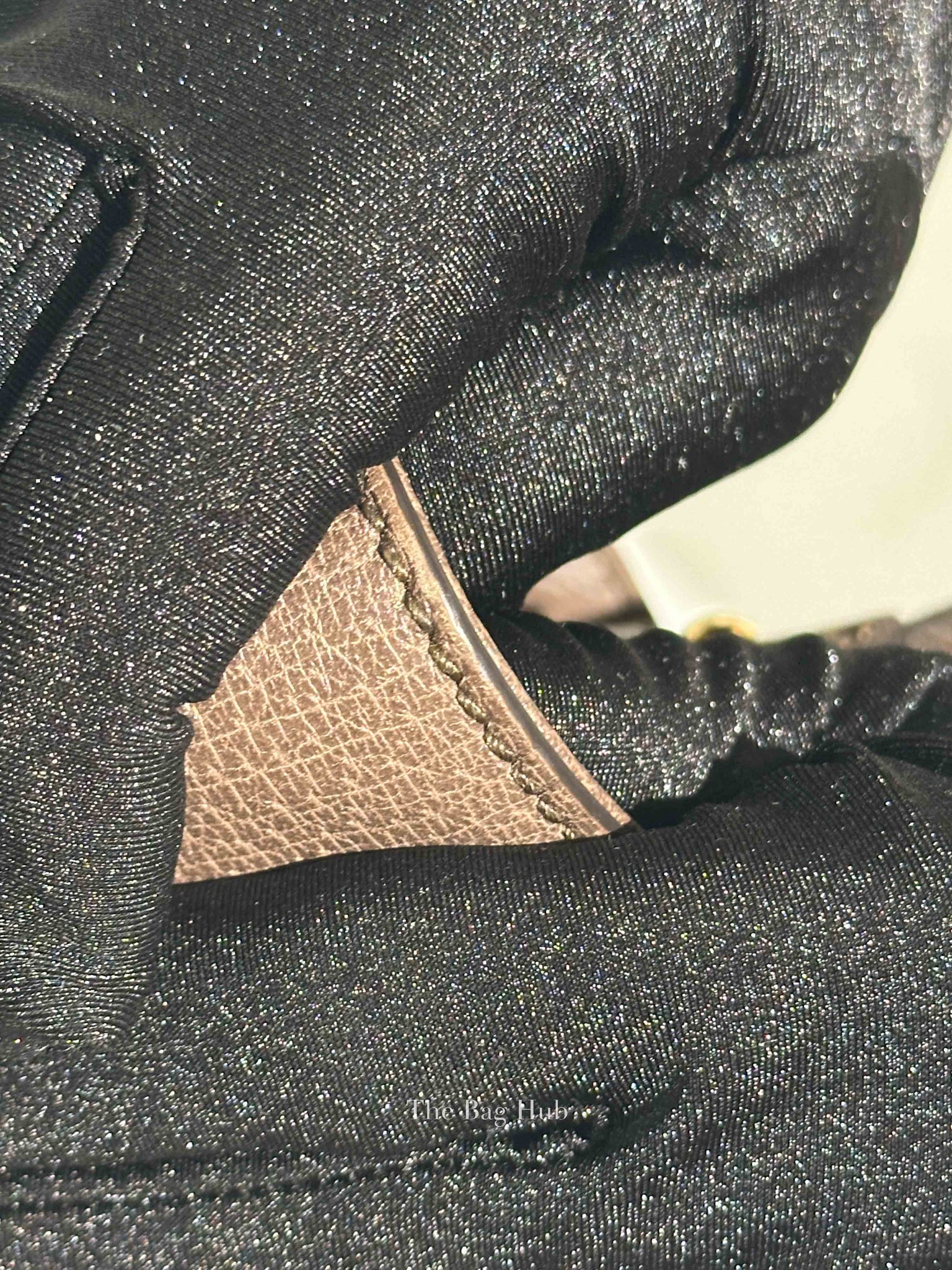 Gucci Beige/Ebony GG Supreme Canvas Ophidia Small Bucket Bag