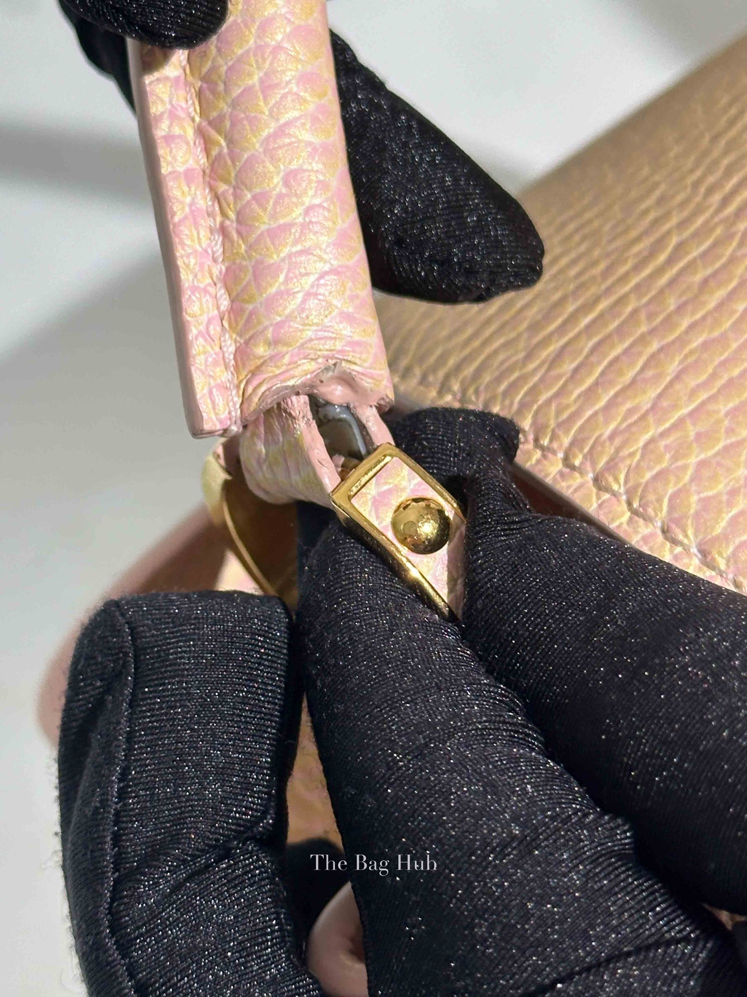 Louis Vuitton Metallic Pink Yellow Leather Seashell Capucines BB Bag