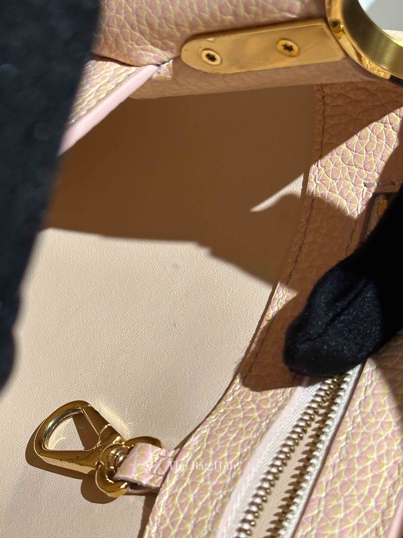 Louis Vuitton Metallic Pink Yellow Leather Seashell Capucines BB Bag