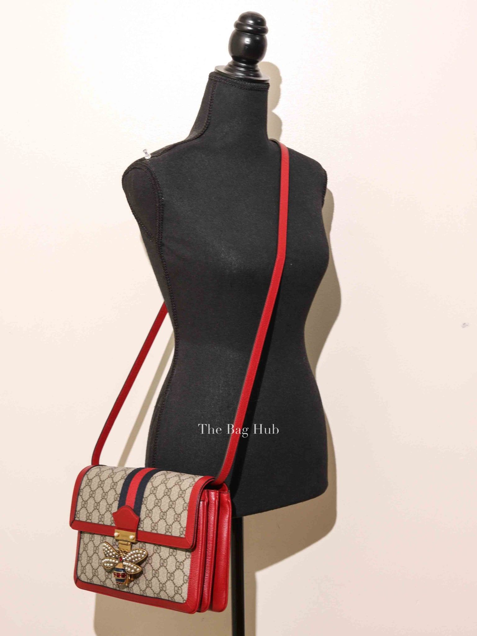Gucci Red GG Supreme Monogram Medium Queen Margaret Shoulder Bag