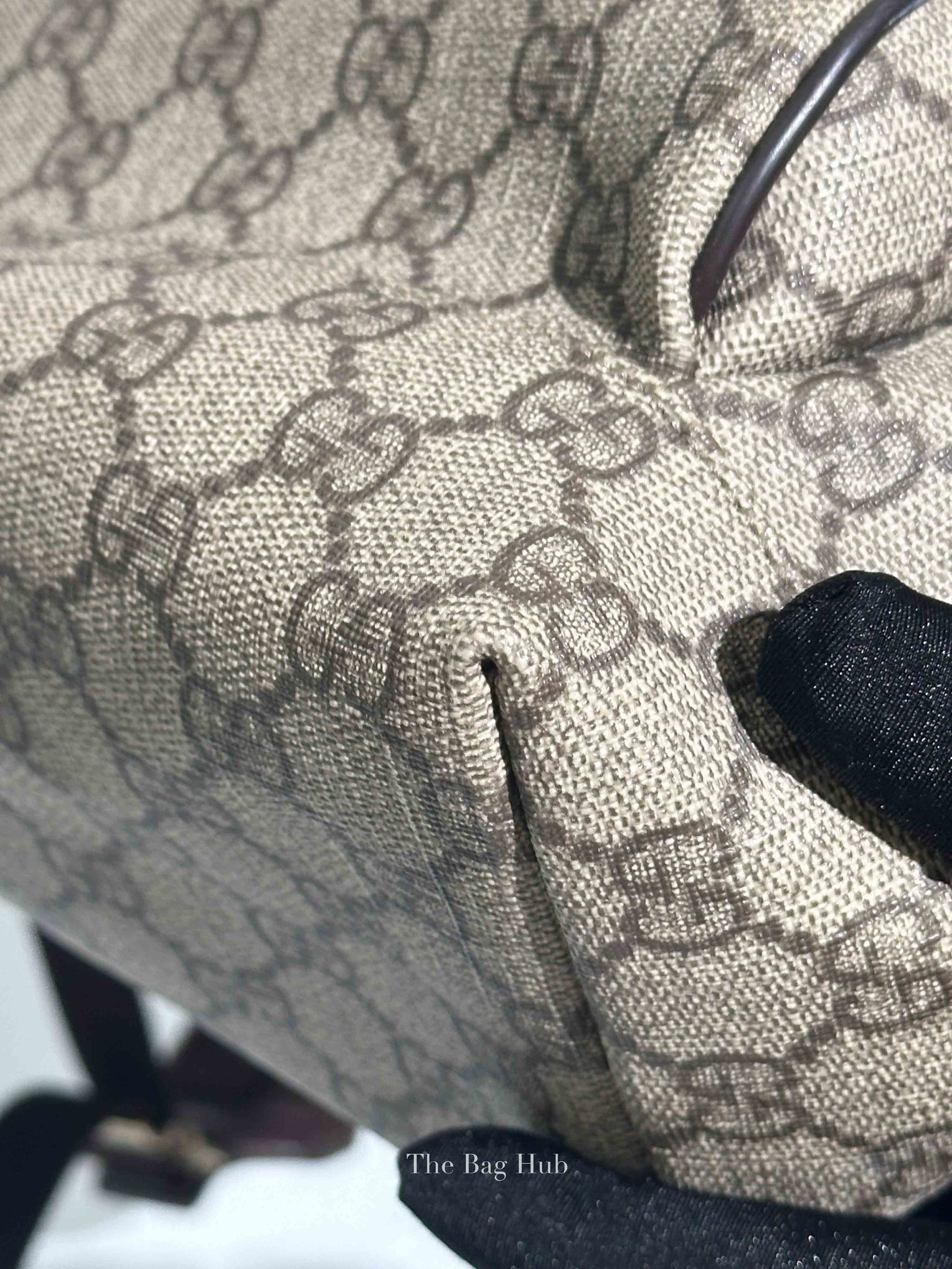 Gucci Beige Ebony Brown Canvas GG Supreme Monogram Single Buckle Rucksack Medium Backpack