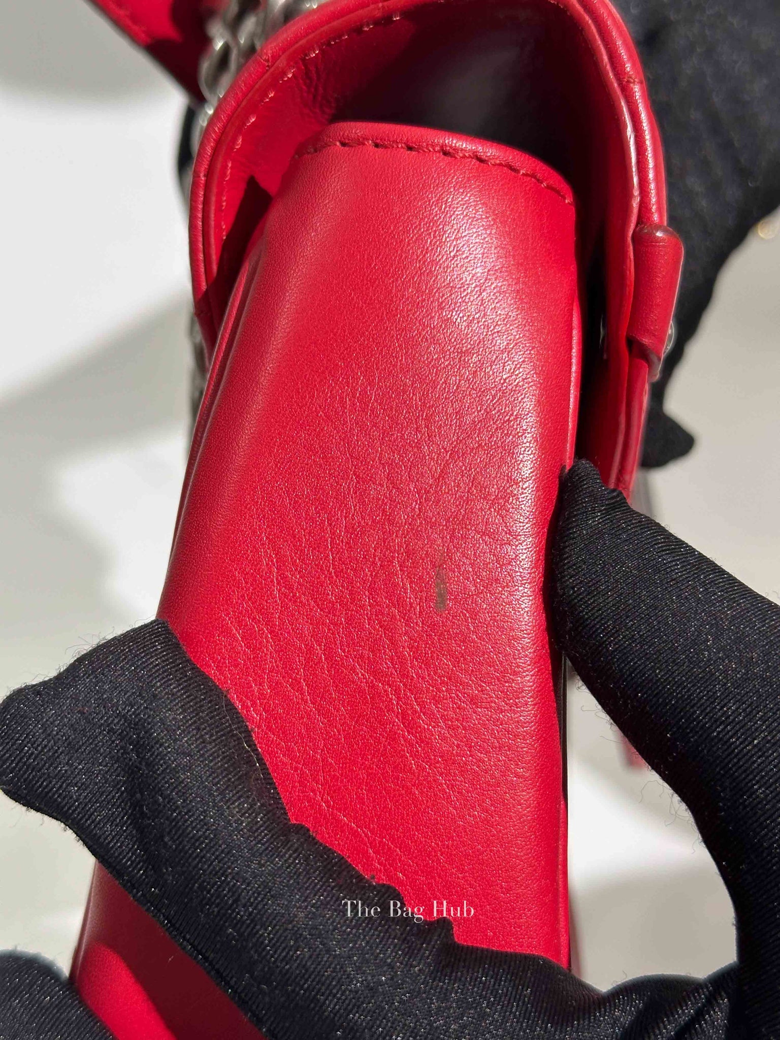 Louis Vuitton Red Quilted Leather New Wave Chain MM Bag