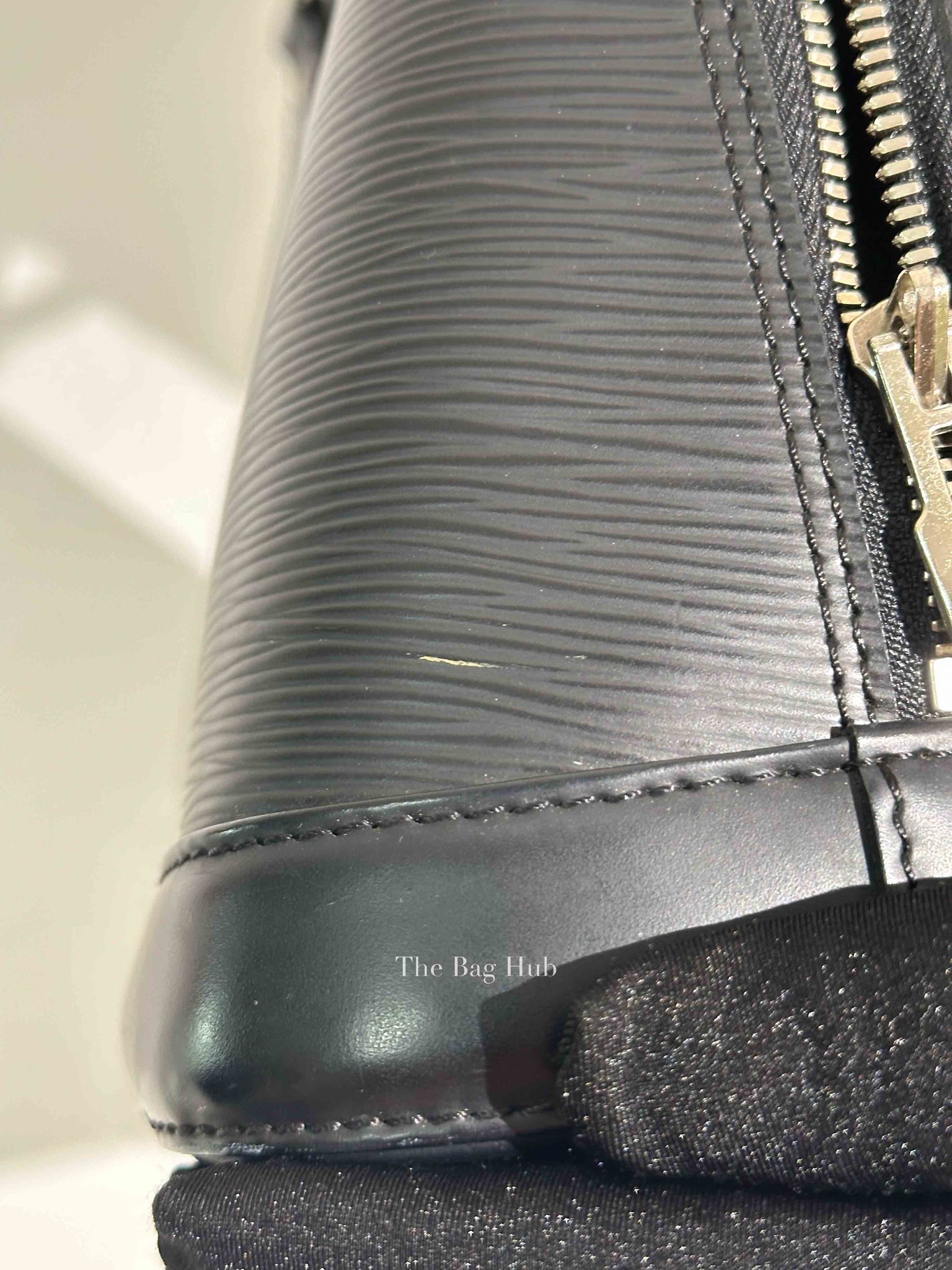 Louis Vuitton Black Epi Leather Alma PM Handbag