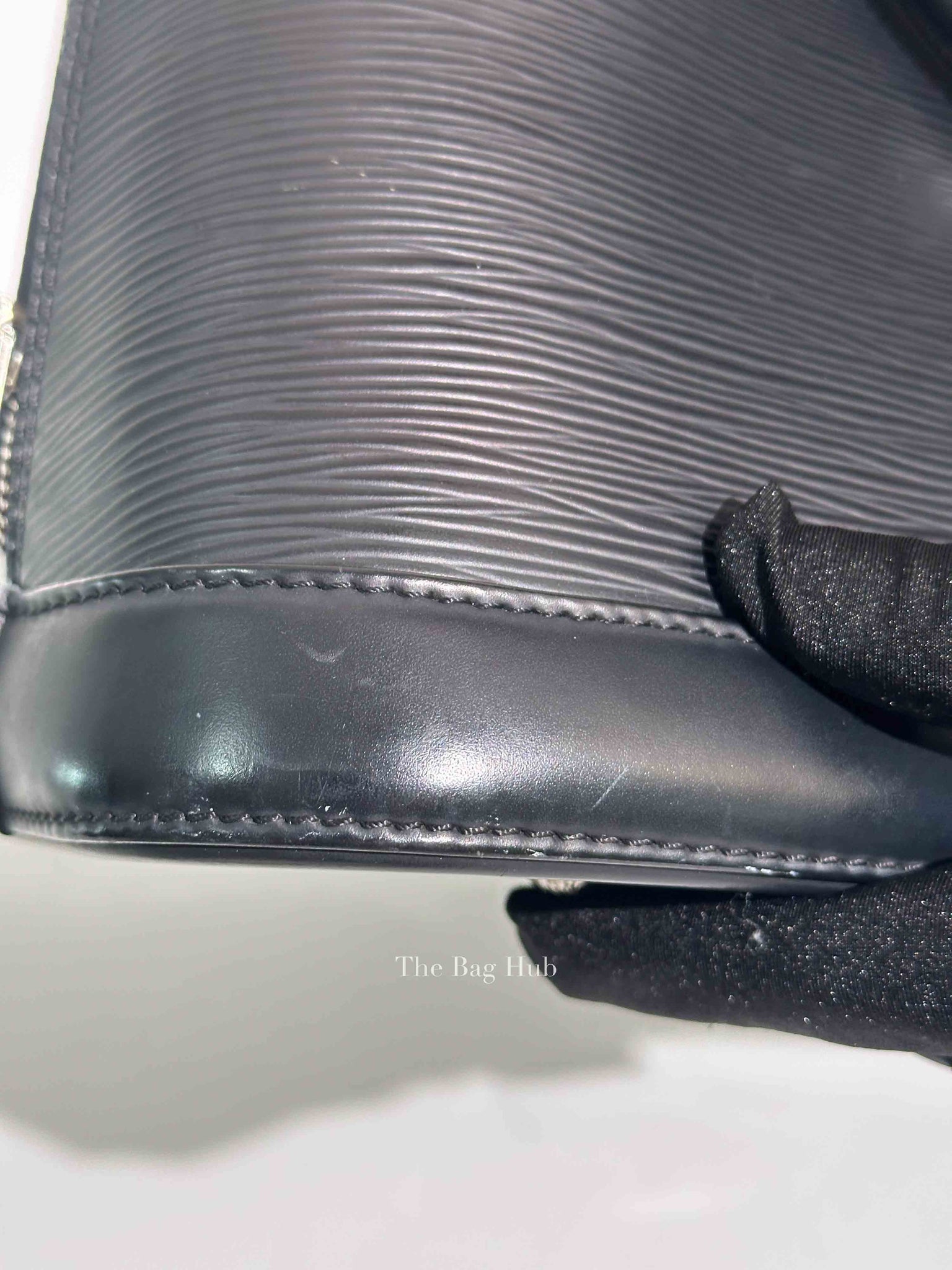 Louis Vuitton Black Epi Leather Alma PM Handbag