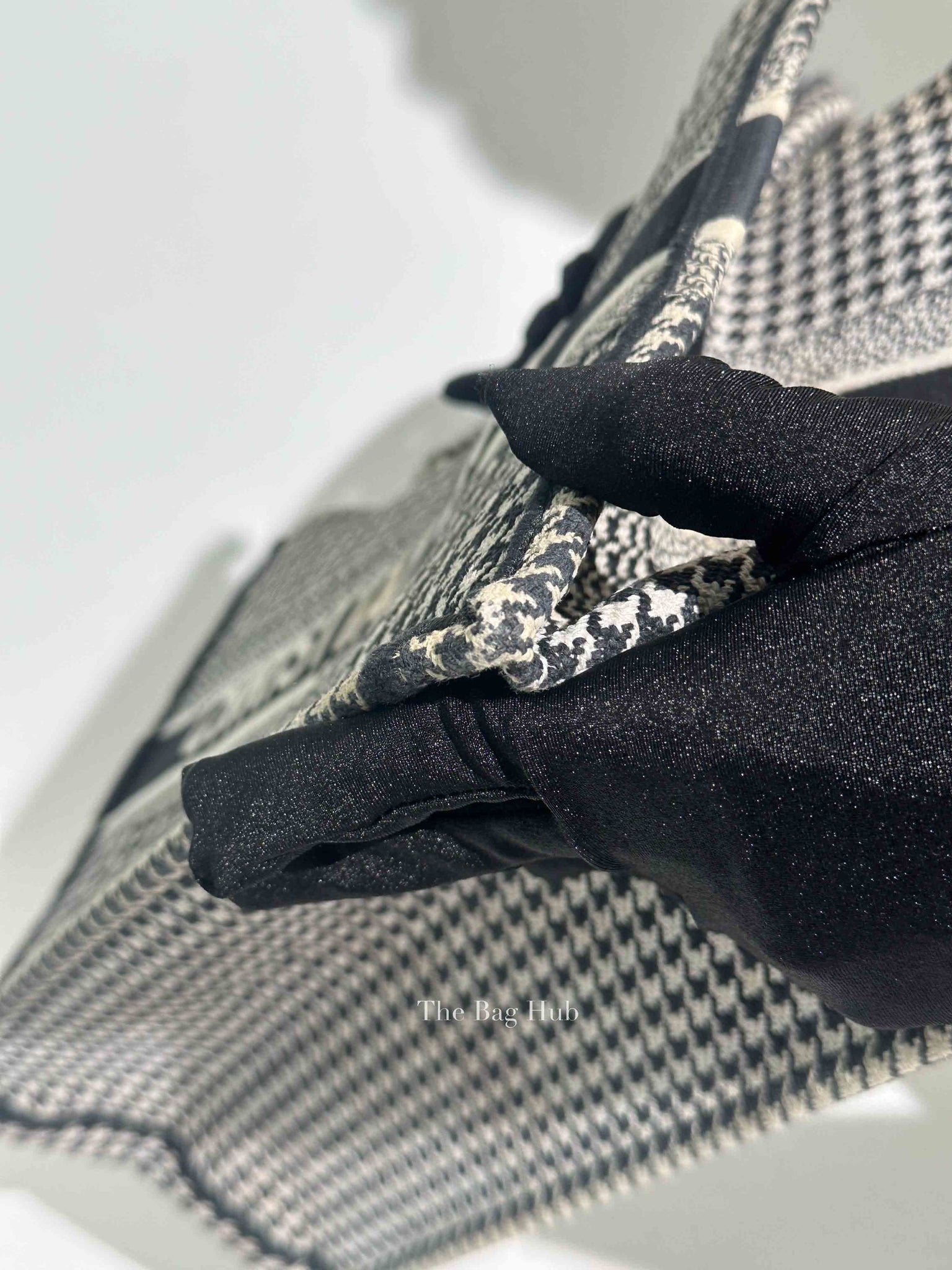 Christian Dior White/Black Houndstooth Embroidered Medium Book Tote