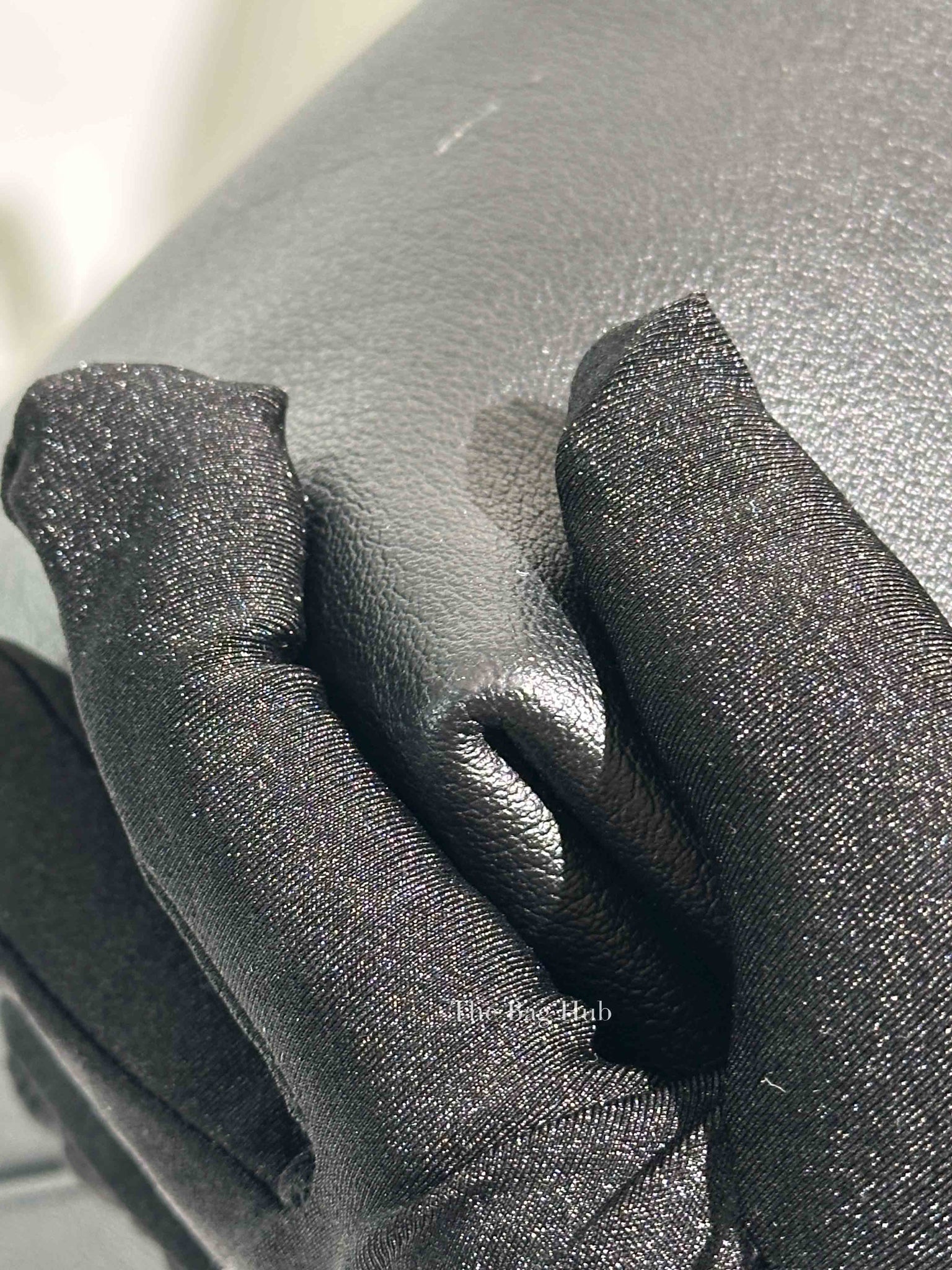 Saint Laurent Black Leather Toy Shopping Tote Bag