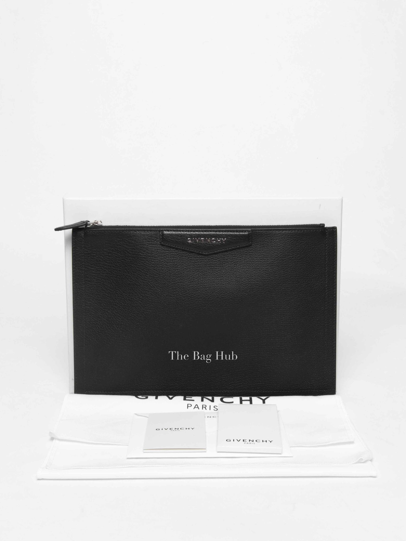 Givenchy Black Sugar Goatskin Leather Medium Antigona Pochette