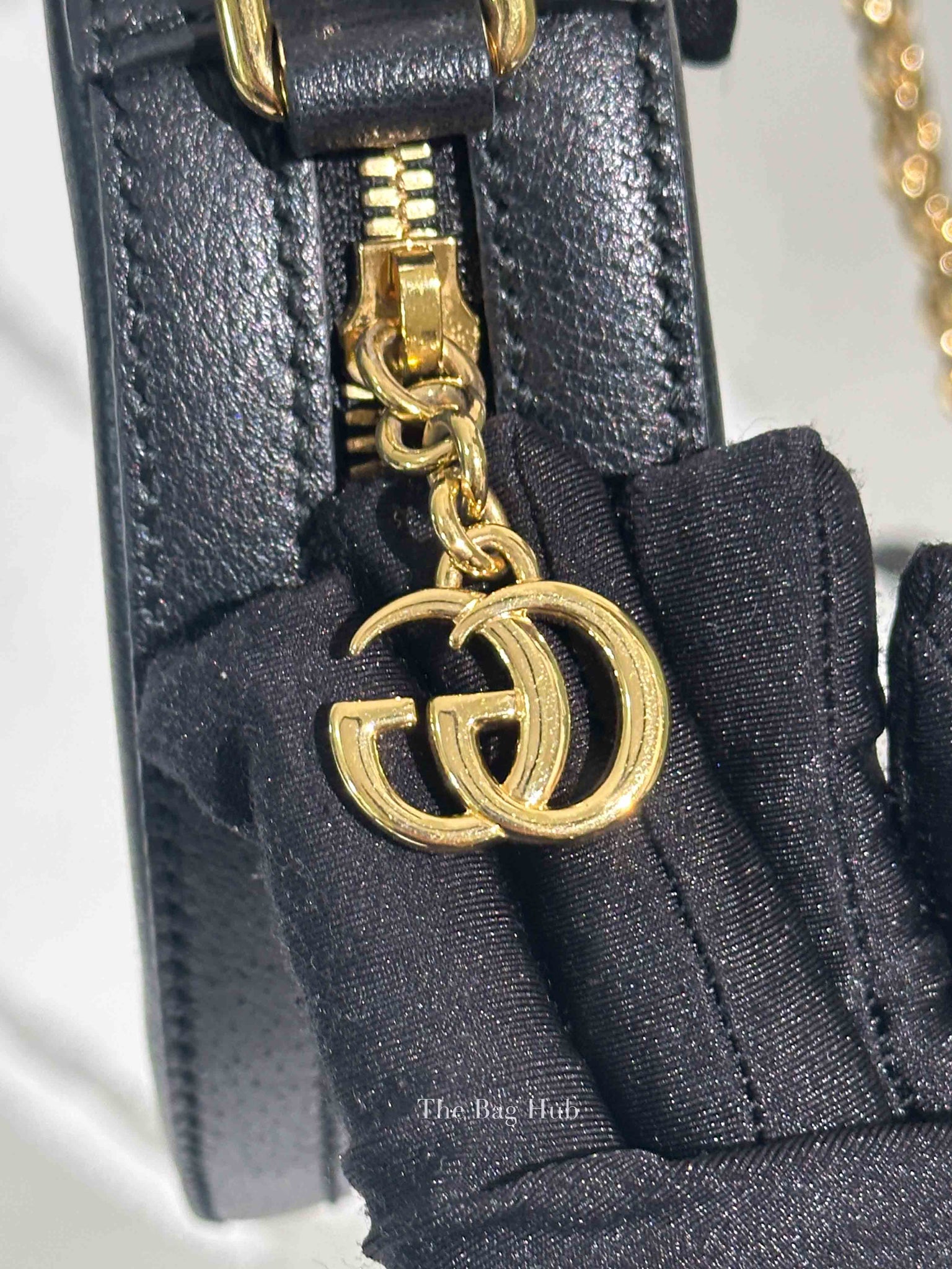 Gucci Black Leather Web Ophidia Round Mini Shoulder Bag