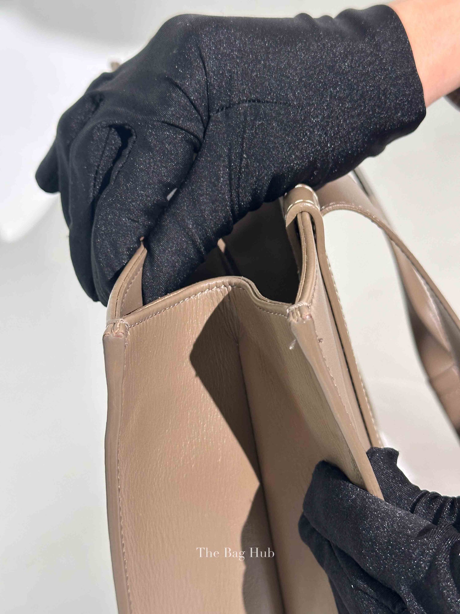 Chloe Taupe Leather Woody Embroidered Medium Tote Bag