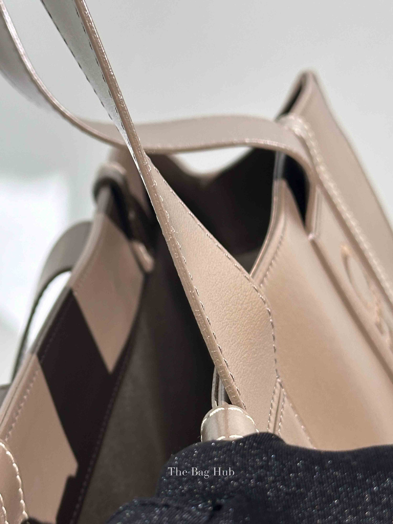 Chloe Taupe Leather Woody Embroidered Medium Tote Bag