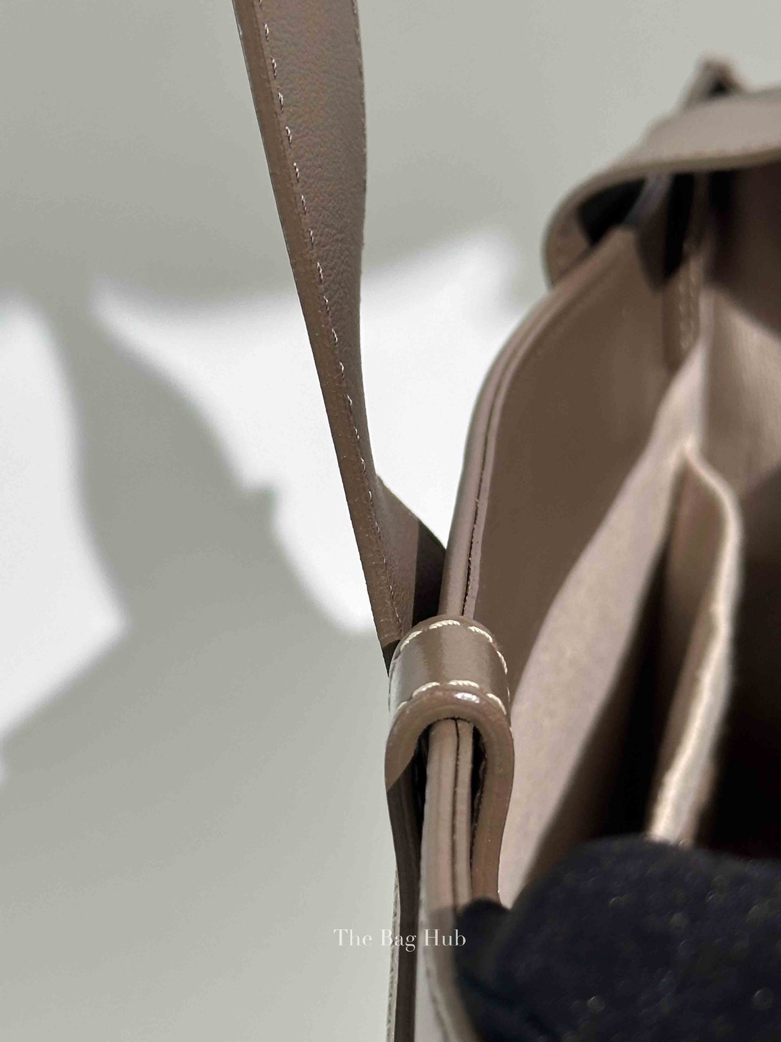 Chloe Taupe Leather Woody Embroidered Medium Tote Bag