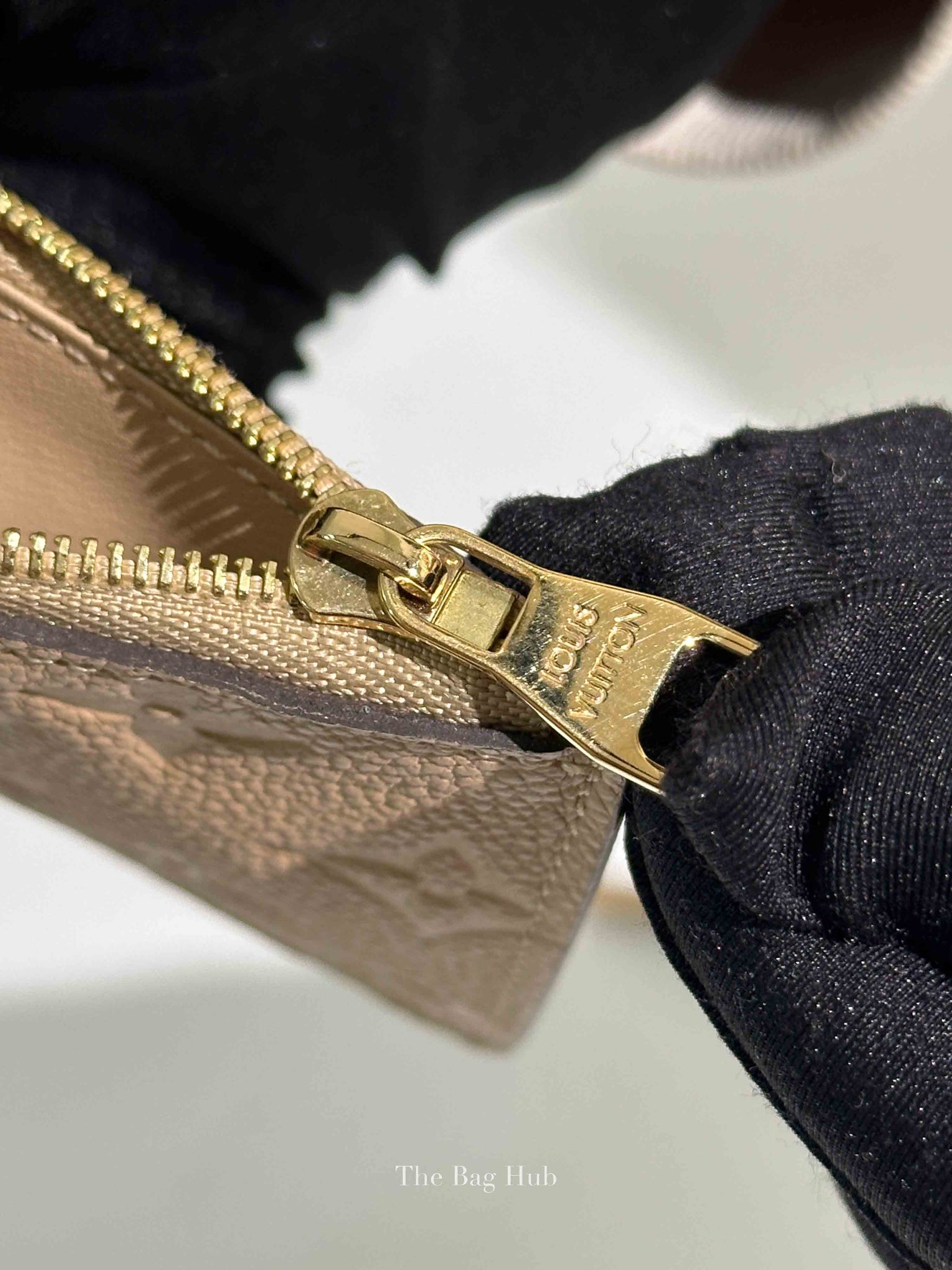 Louis Vuitton Dune Clemence Leather Empreinte Zipped Wallet