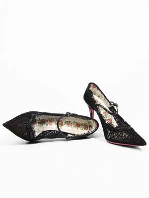Gucci Black Lace Virginia Mary Jane Pumps Size 38.5