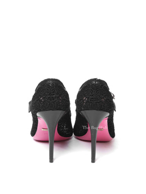 Gucci Black Lace Virginia Mary Jane Pumps Size 38.5
