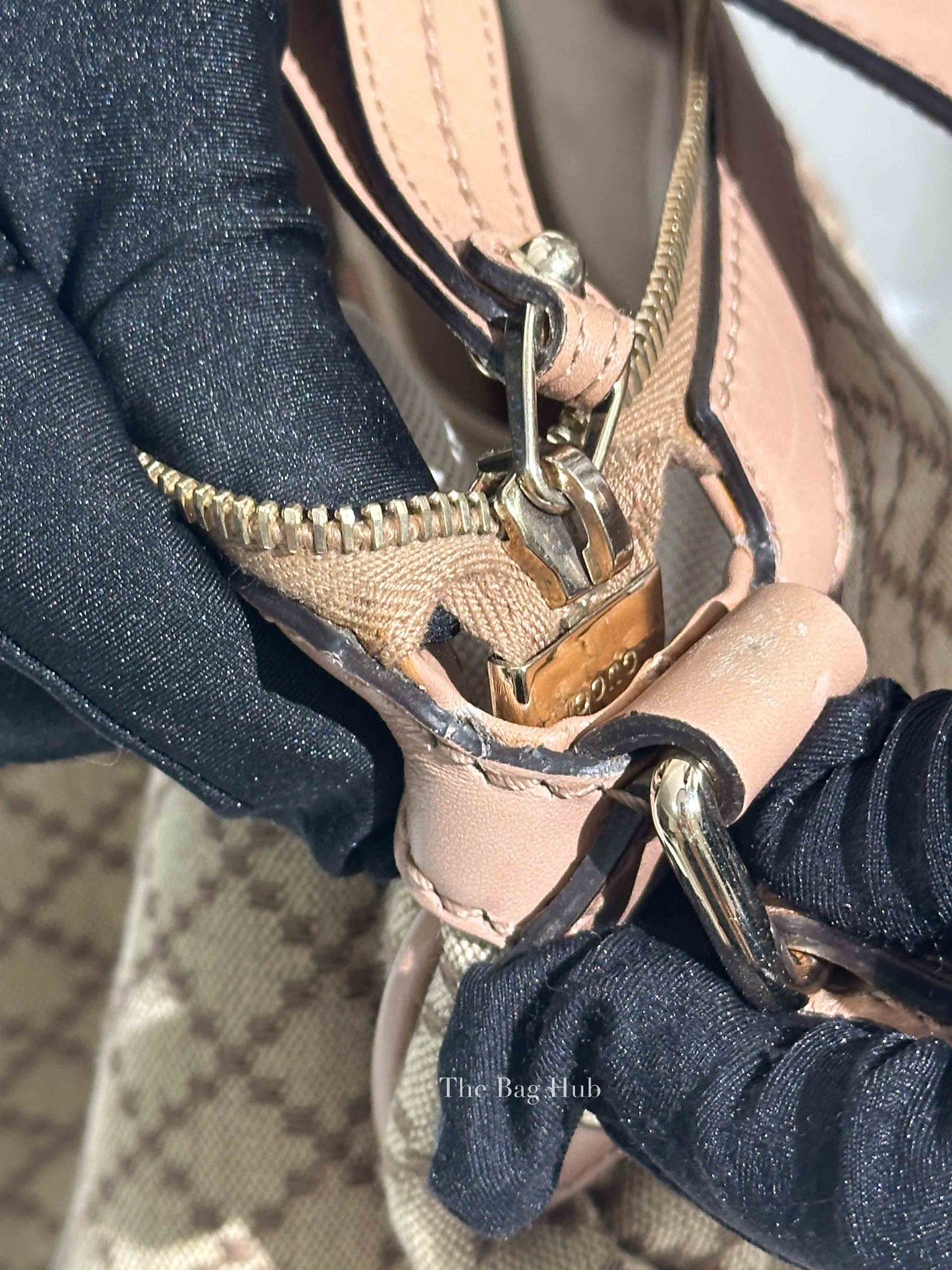 Gucci Pink Diamante Canvas Sukey Hobo Medium Bag