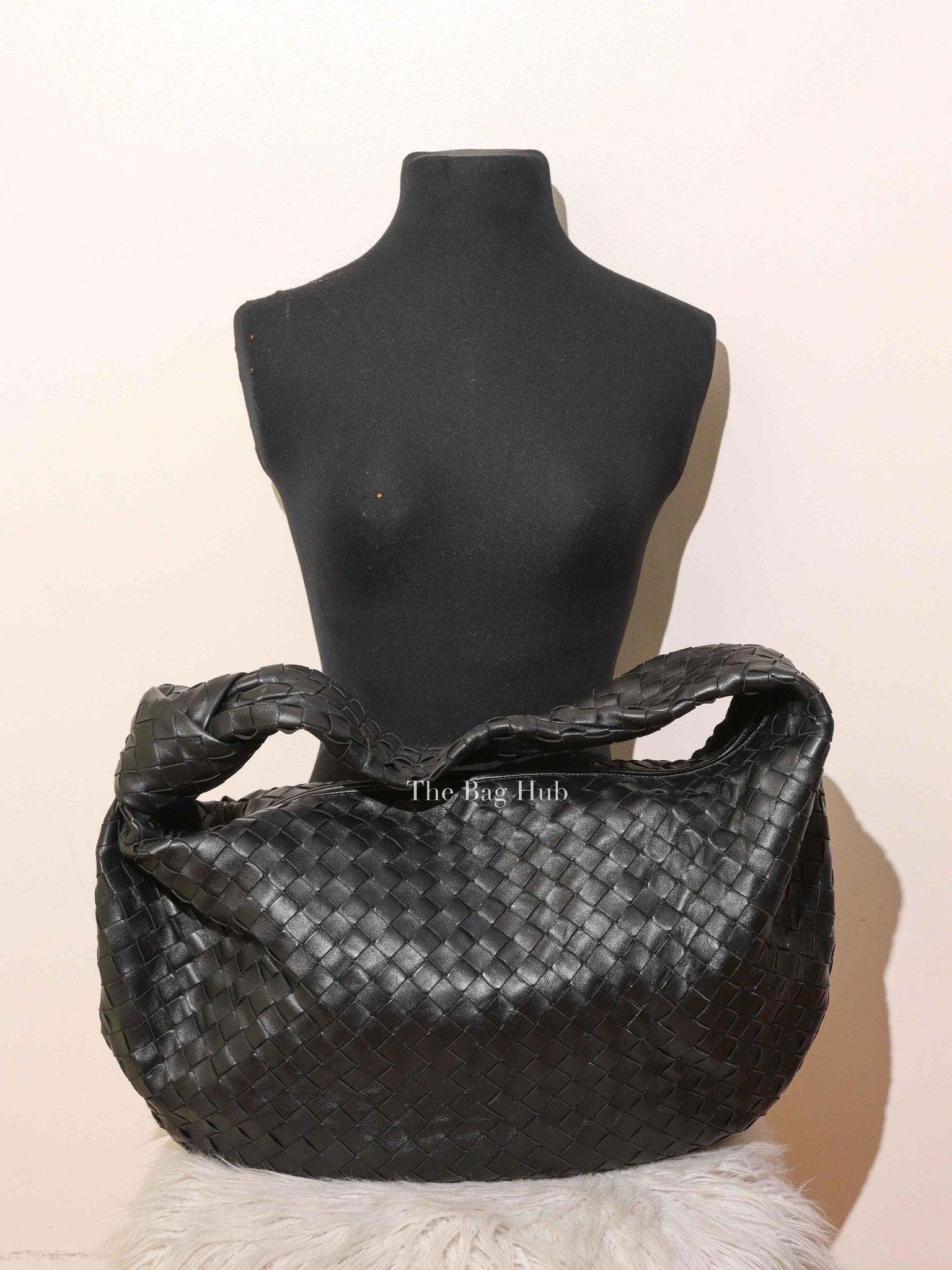 Bottega Veneta Black Intrecciato Leather Jodie Classic Shoulder Bag