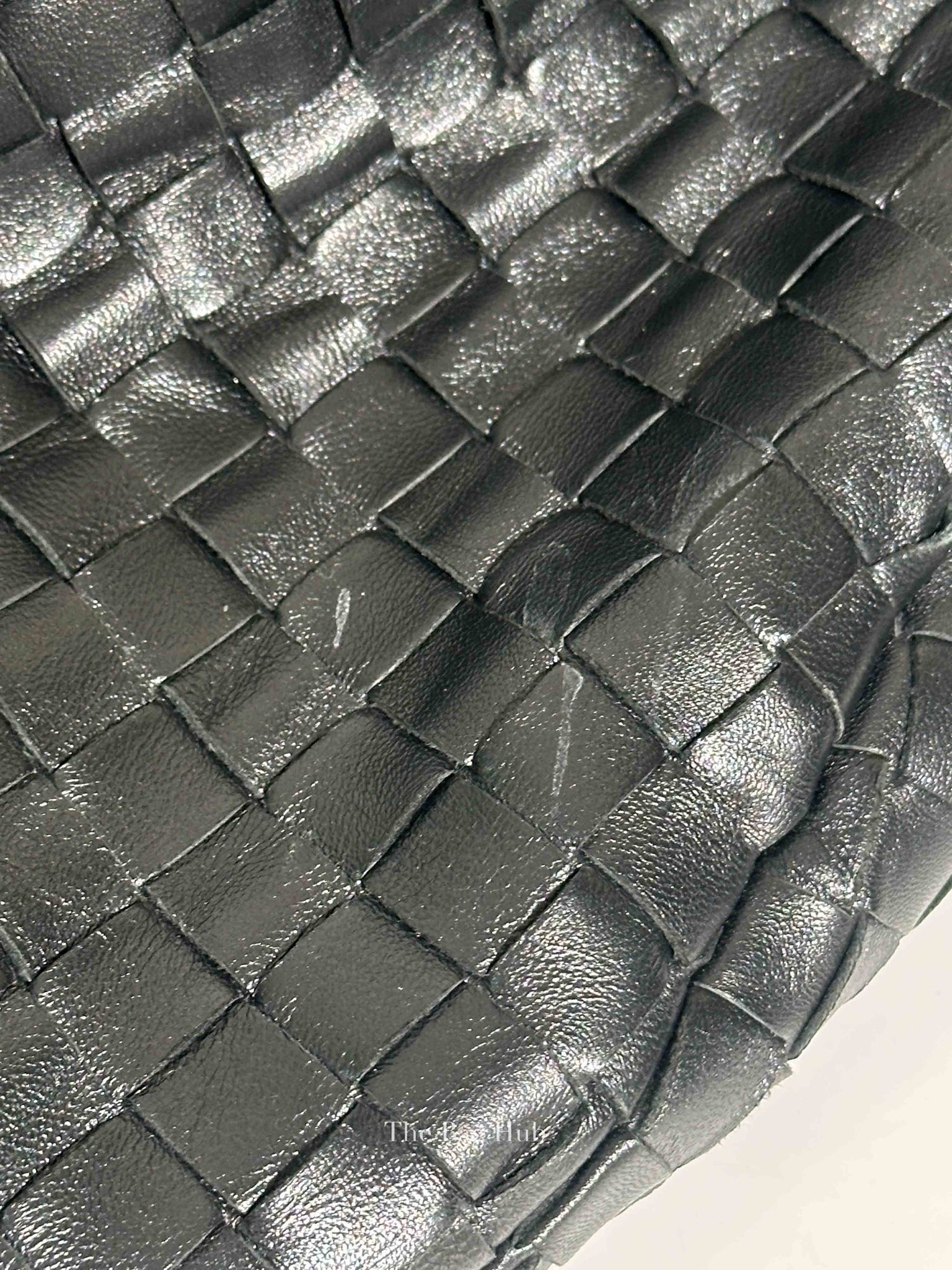 Bottega Veneta Black Intrecciato Leather Jodie Classic Shoulder Bag