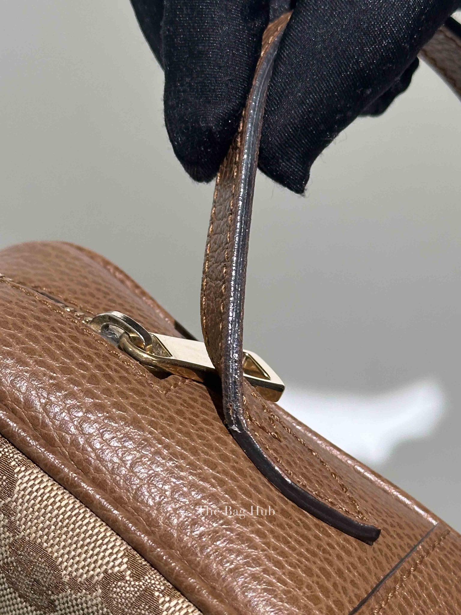 Gucci Beige Tabacco Monogram Mini Bree Messenger Bag