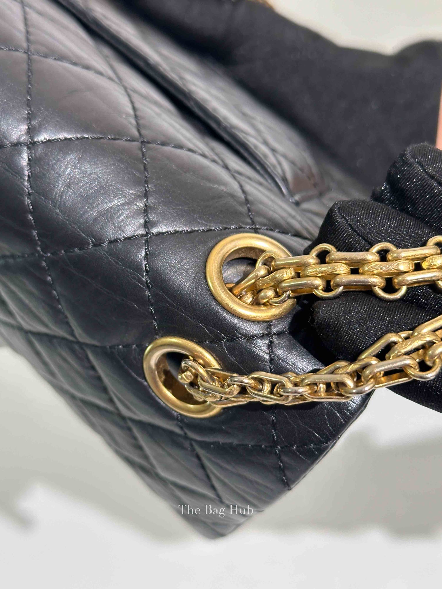 Chanel Black Aged Calfskin 2.55 Reissue Double Flap Shoulder Bag GHW