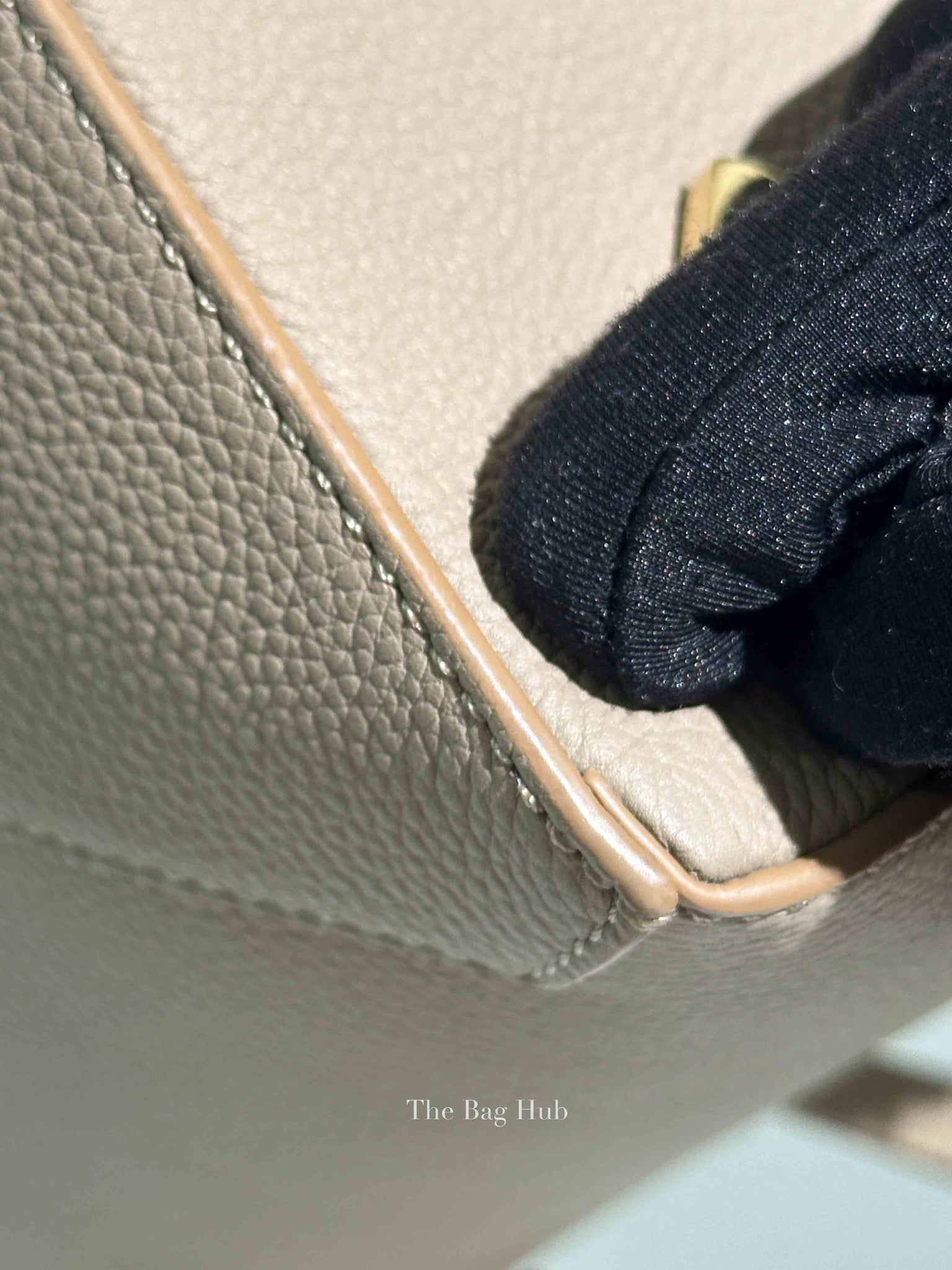 Loewe Sand Grained Leather Puzzle Medium Bag