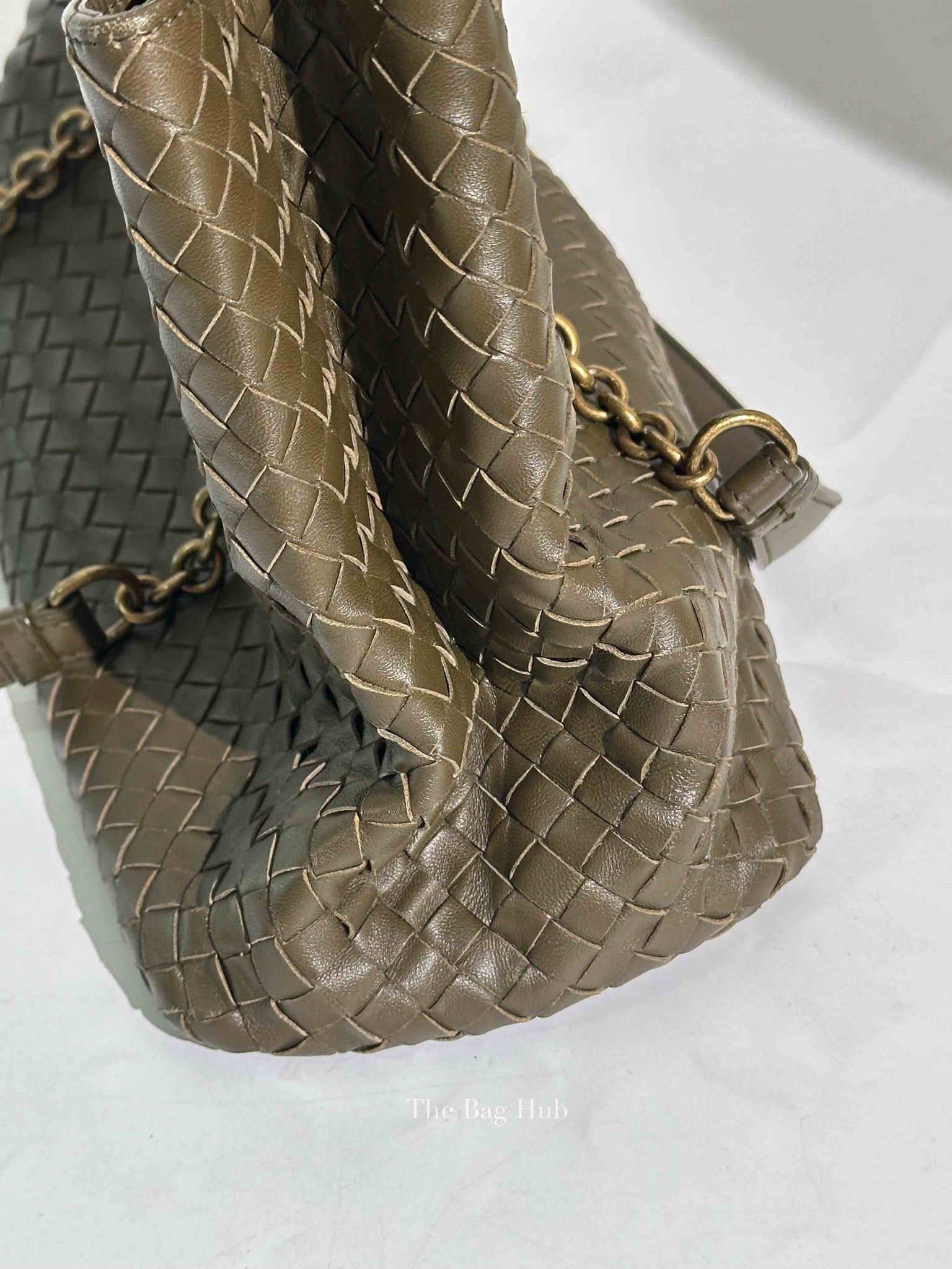 Bottega Veneta Green Intrecciato Leather Chain Tote Bag