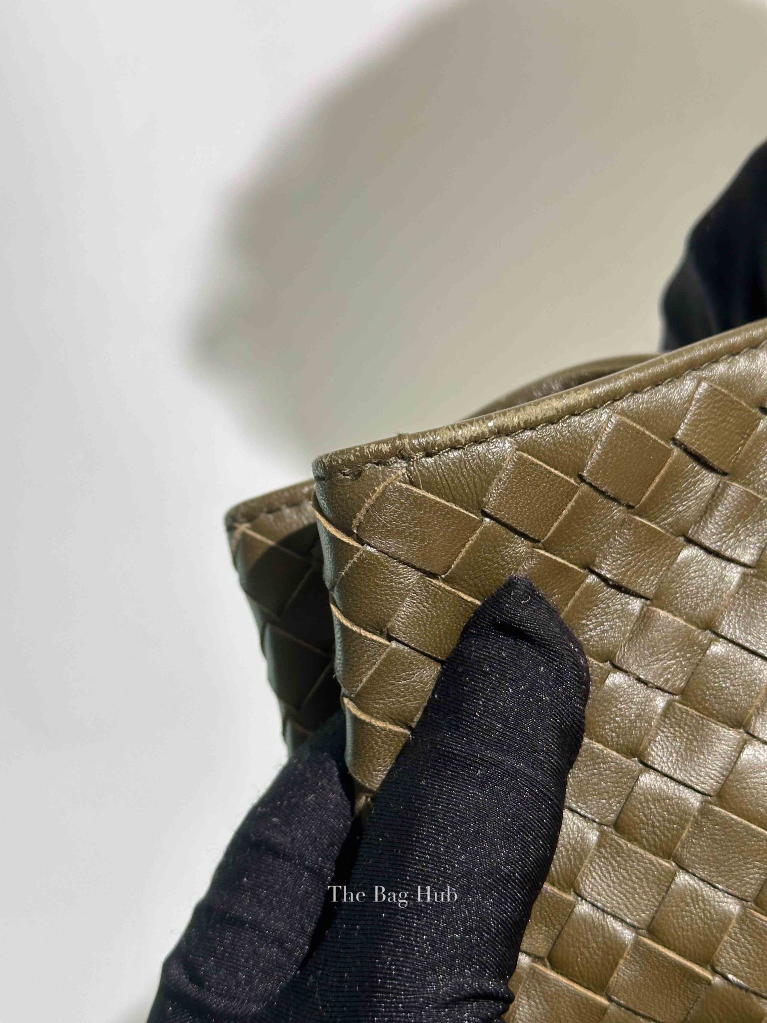Bottega Veneta Green Intrecciato Leather Chain Tote Bag