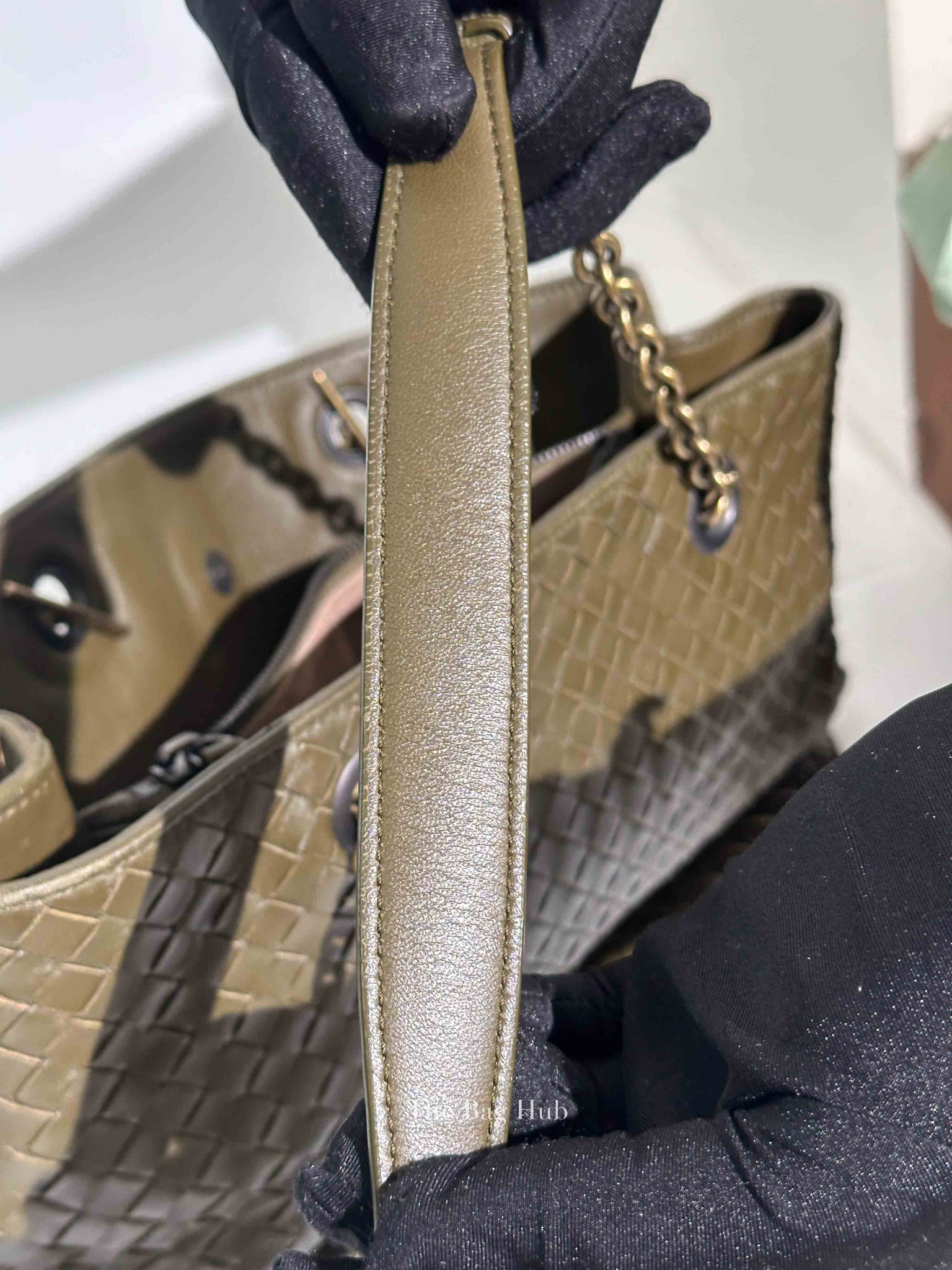 Bottega Veneta Green Intrecciato Leather Chain Tote Bag