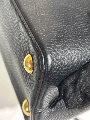Louis Vuitton Noir Capucines MM Shoulder Bag
