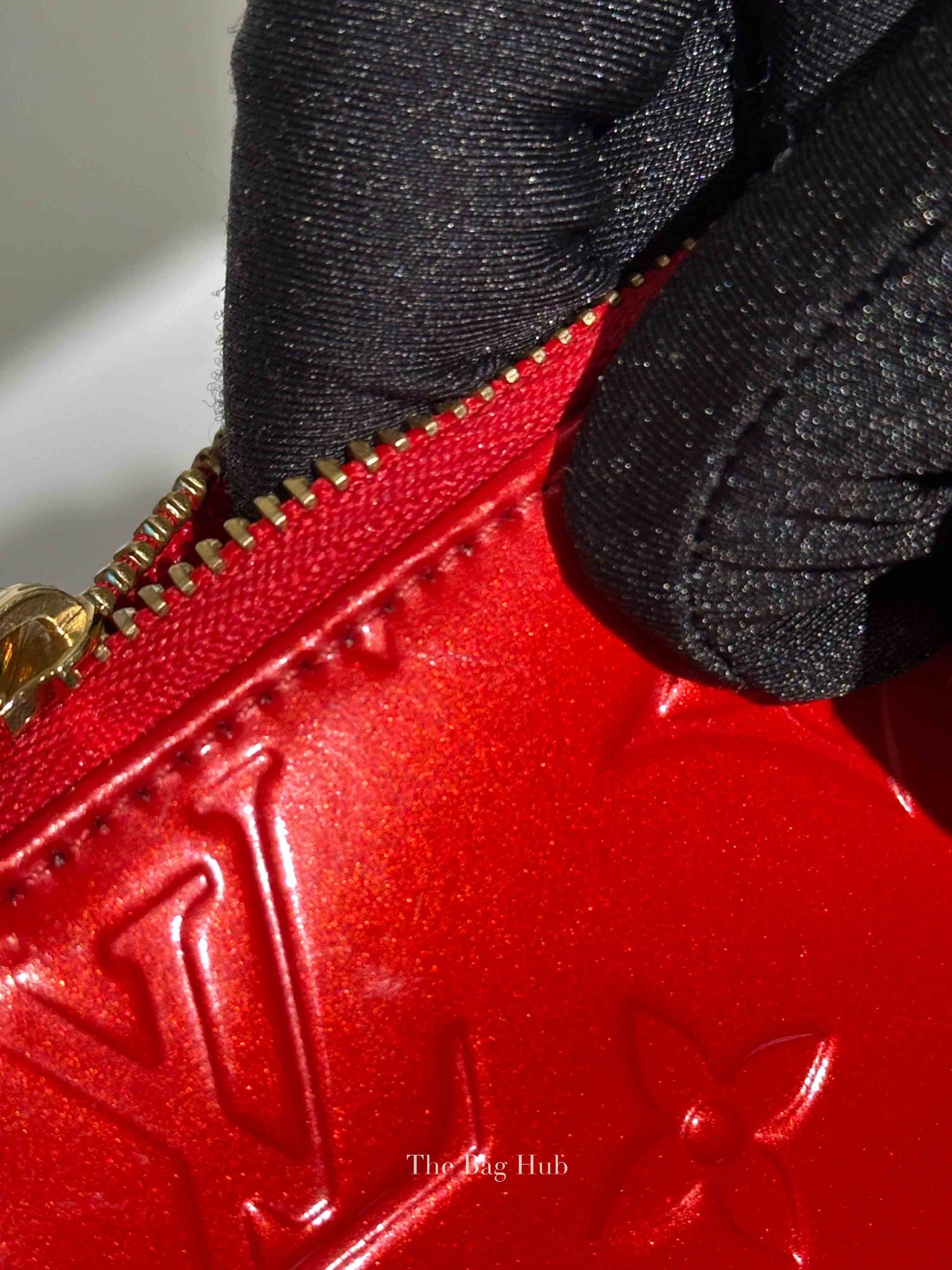 Louis Vuitton Red Vernis Lexington Pochette