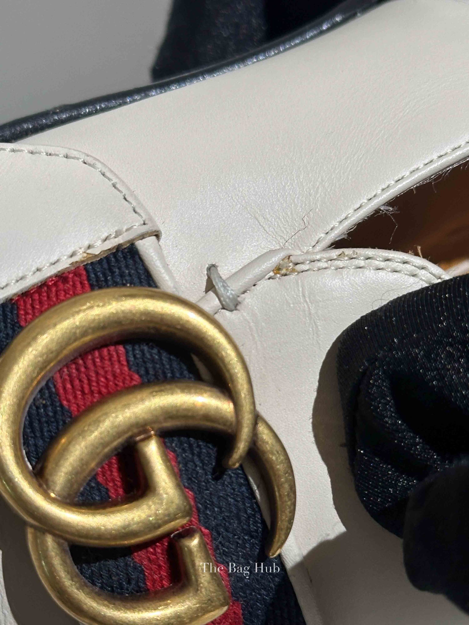 Gucci Mystic White Calfskin Pearl Embellished Peyton Betis Glamour Web 35mm Loafer Pumps Size 35